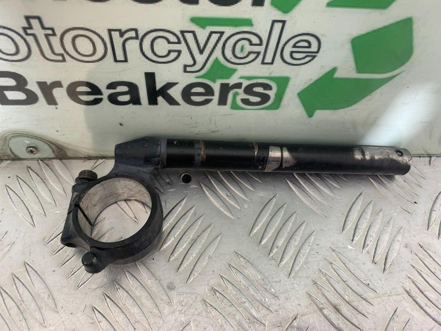HONDA CBR600 CBR 600 RR LEFT HANDLEBAR    YEAR 2003-2004 CMB1173)