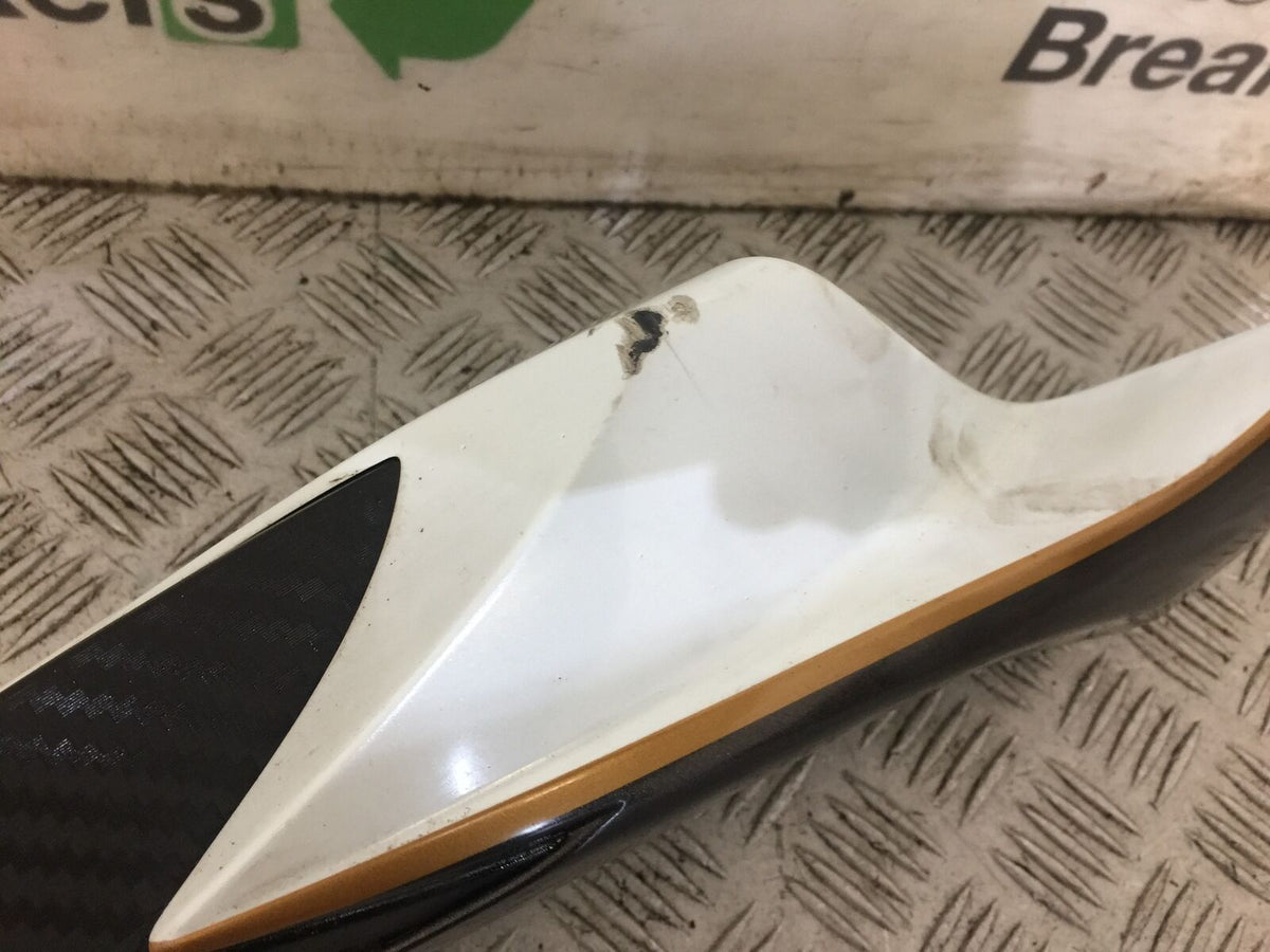 SUZUKI GSXR 750 L1-L5 RIGHT SEAT PANEL YEAR 2012-2016 (STOCK 698)