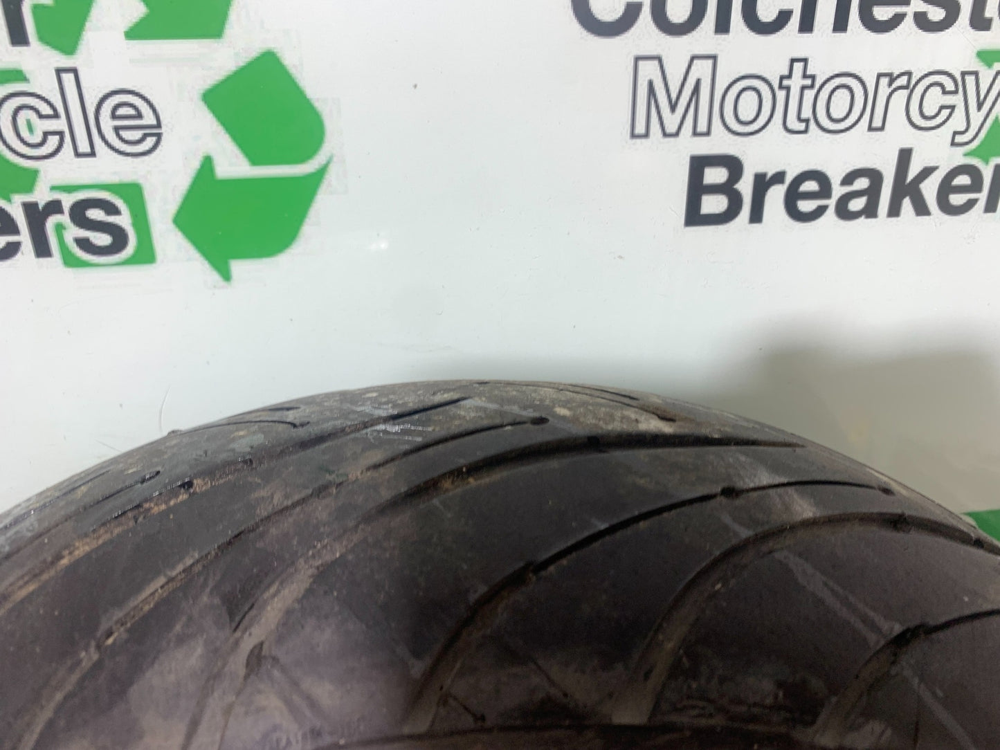 KAWASAKI ZZR1100 D REAR WHEEL AND DISC YEAR 1993-2001 (CMB1164)