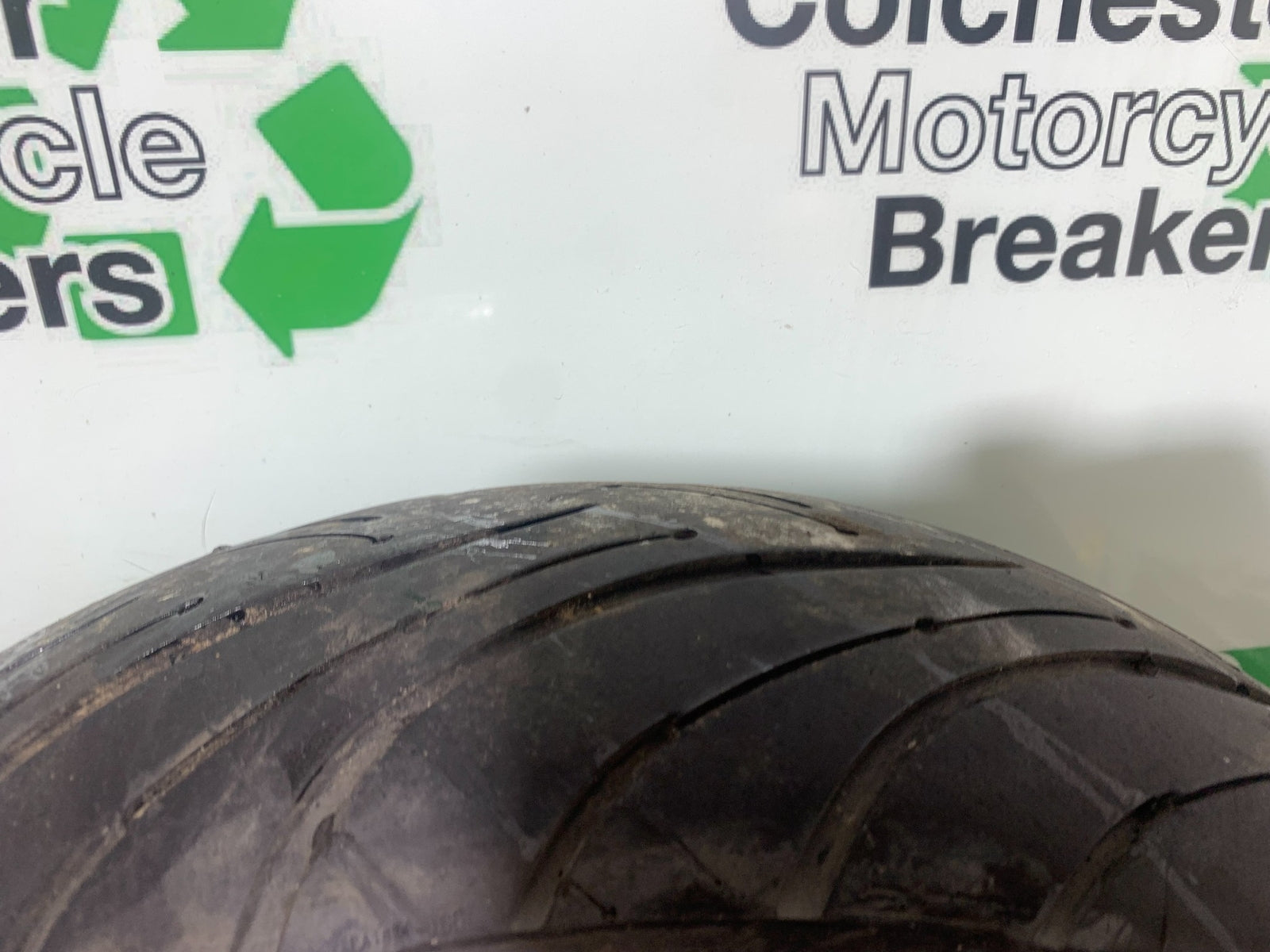 KAWASAKI ZZR1100 D REAR WHEEL AND DISC YEAR 1993-2001 (CMB1164)