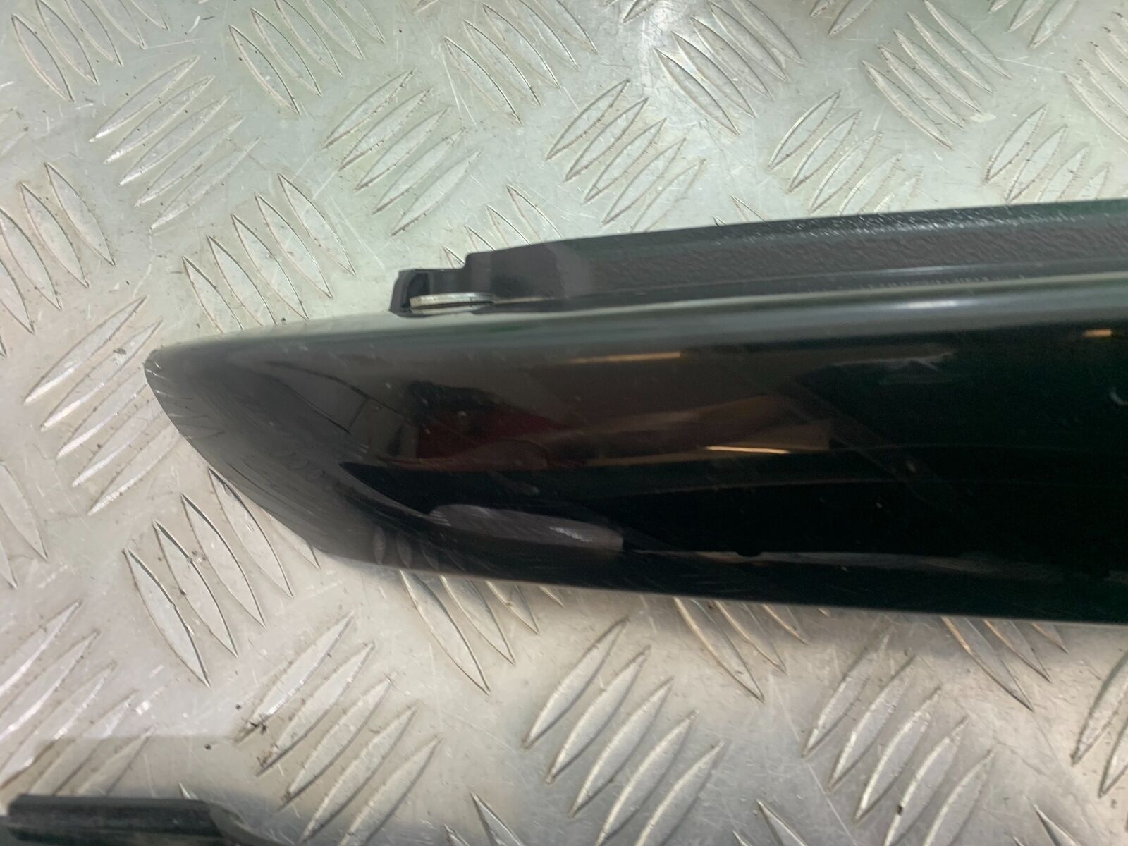 KAWASAKI ER6 N LEFT AND RIGHT SEAT PANELS   YEAR 2005-2008 (CMB1034)