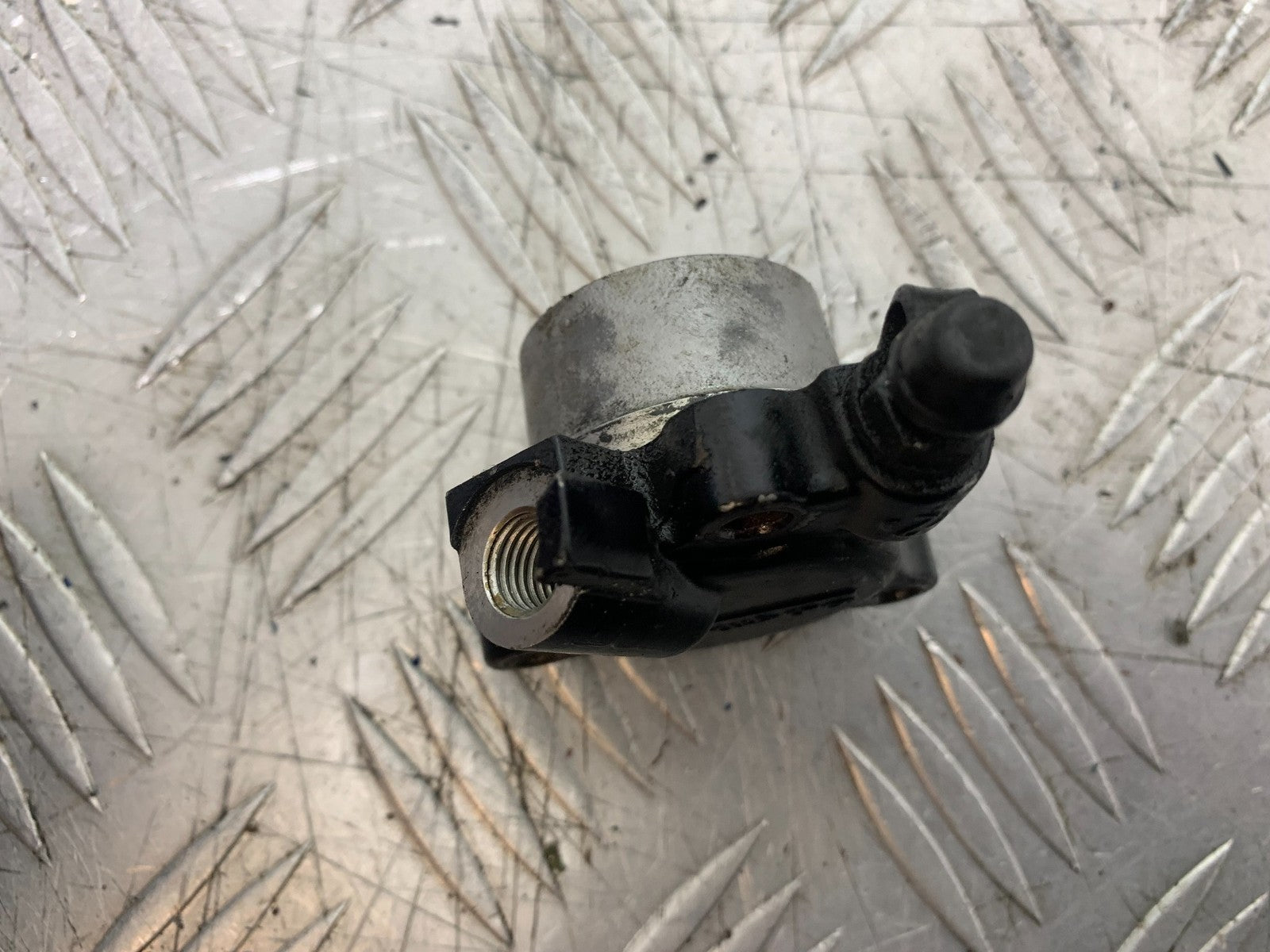 KAWASAKI ZZR1100 D CLUTCH SLAVE CYLINDER  YEAR 1993-2001 (CMB1289)