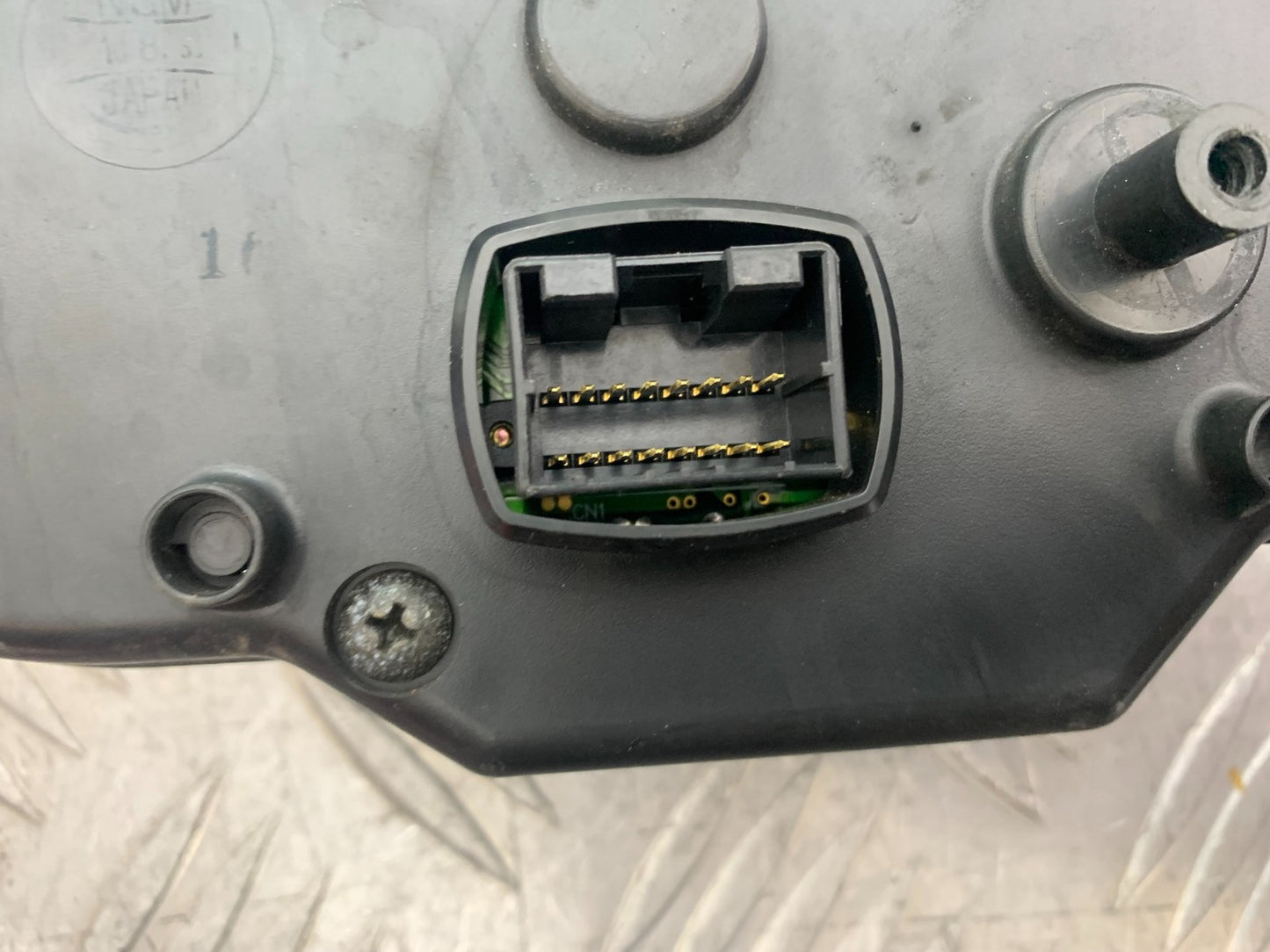 YAMAHA YZF R1 4XV CLOCKS SPEEDO DASH YEAR 1998-99 (CMB1291)