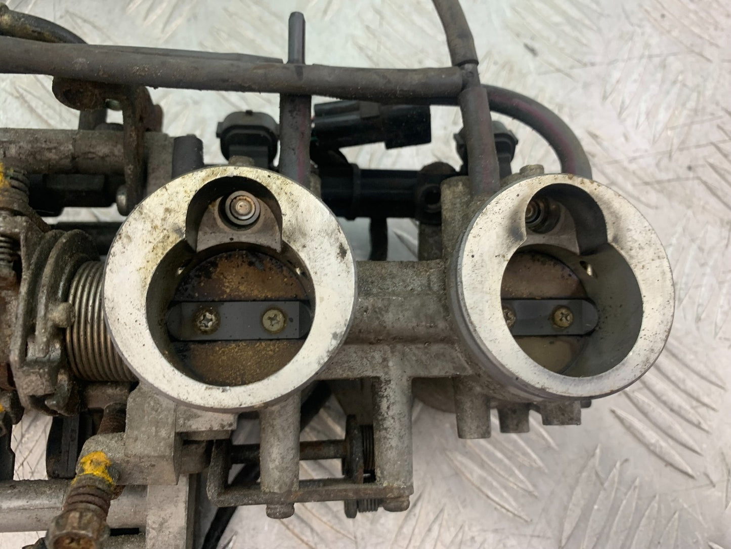 KAWASAKI Z750 Z 750 THROTTLE BODIES   YEAR 2004-2006  (CMB1234)