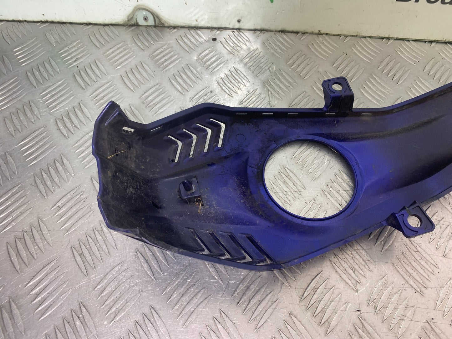 YAMAHA YZF-R125 YZF 125 CENTER TANK PANEL  YEAR 2019-2022 (CMB1263)