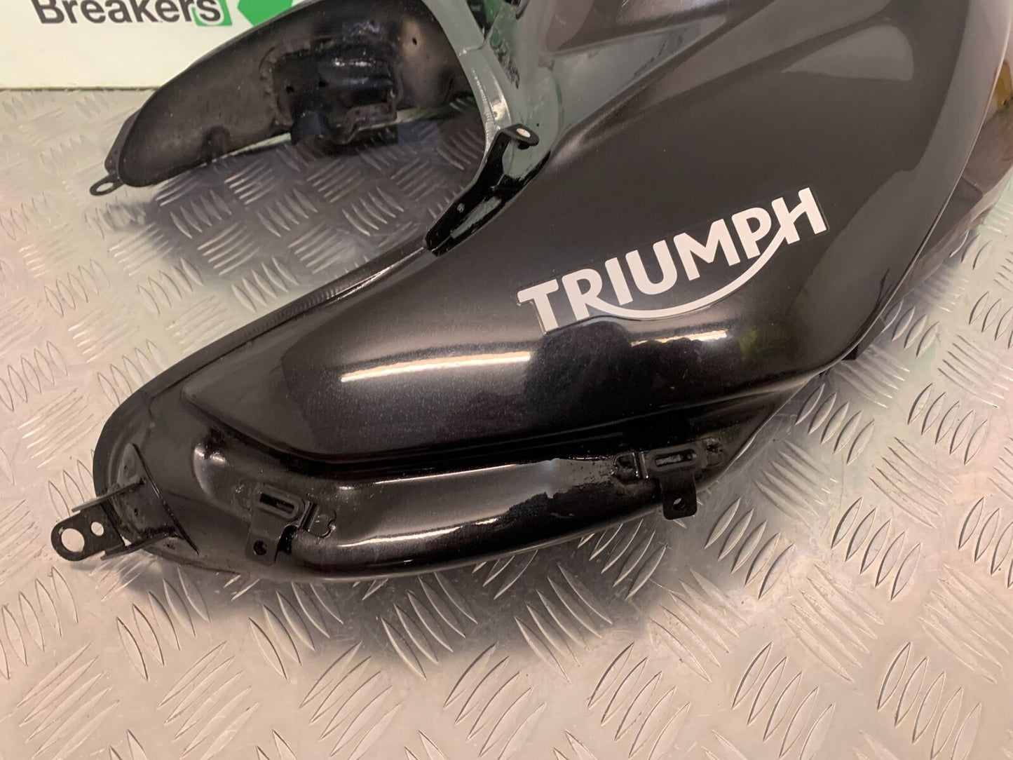 TRIUMPH TIGER 800 XCX PETROL TANK YEAR 2015-2017  (STOCK 966)