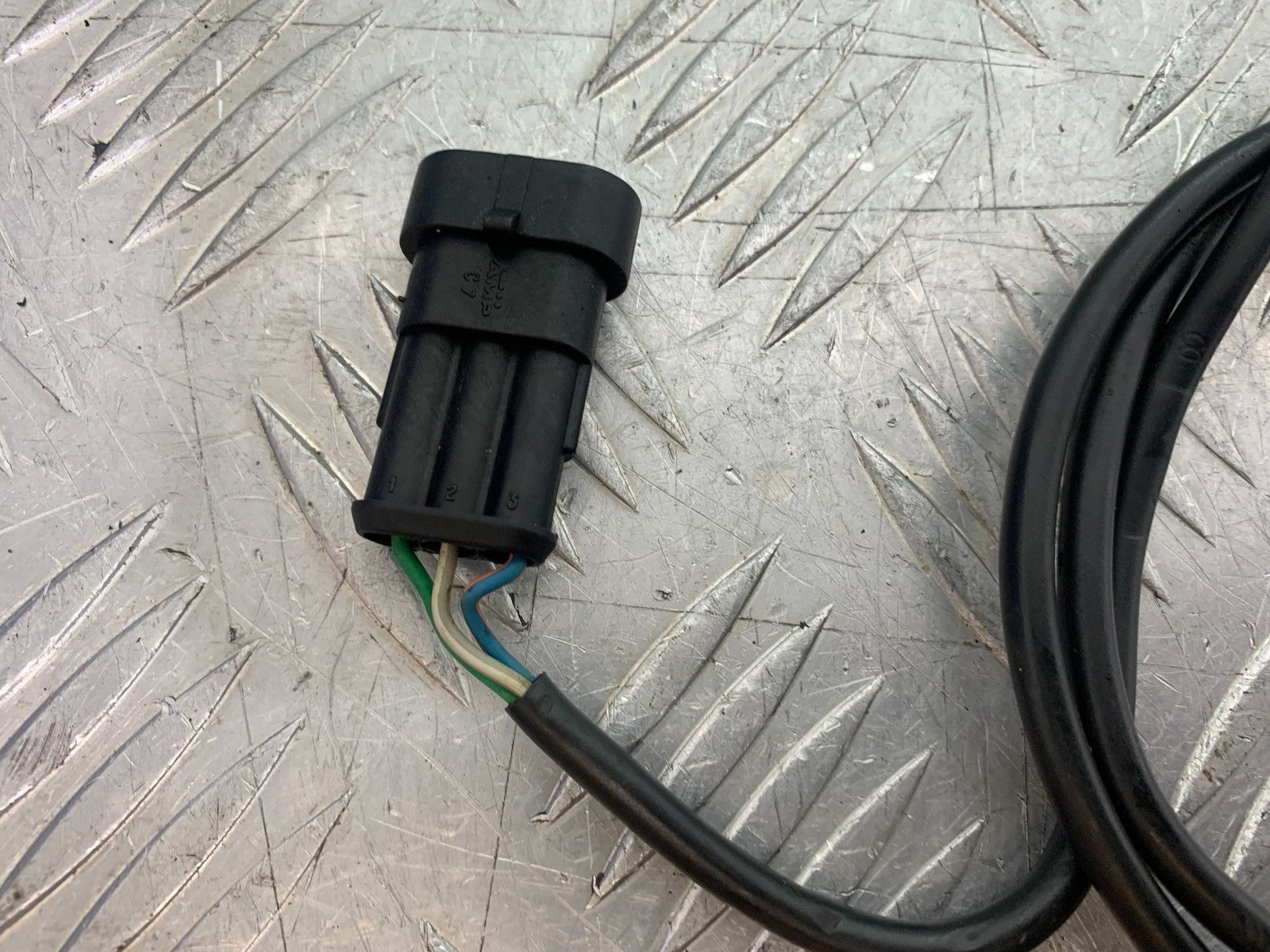 DUCATI 1198 S SPEEDO SENSOR  YEAR 2009-2011 (CMB1219)