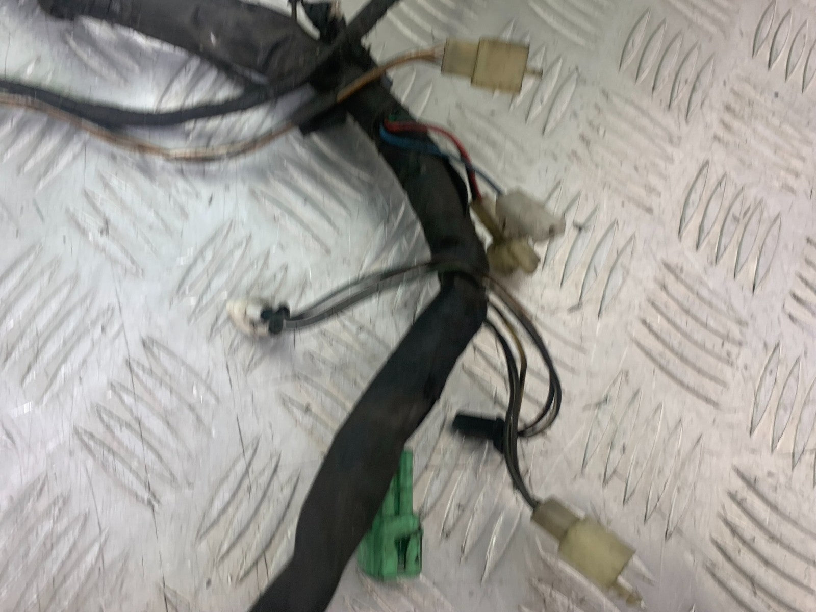 SUZUKI GSX750 INAZUMA WIRING LOOM YEAR 1998-2003 (CMB1308)