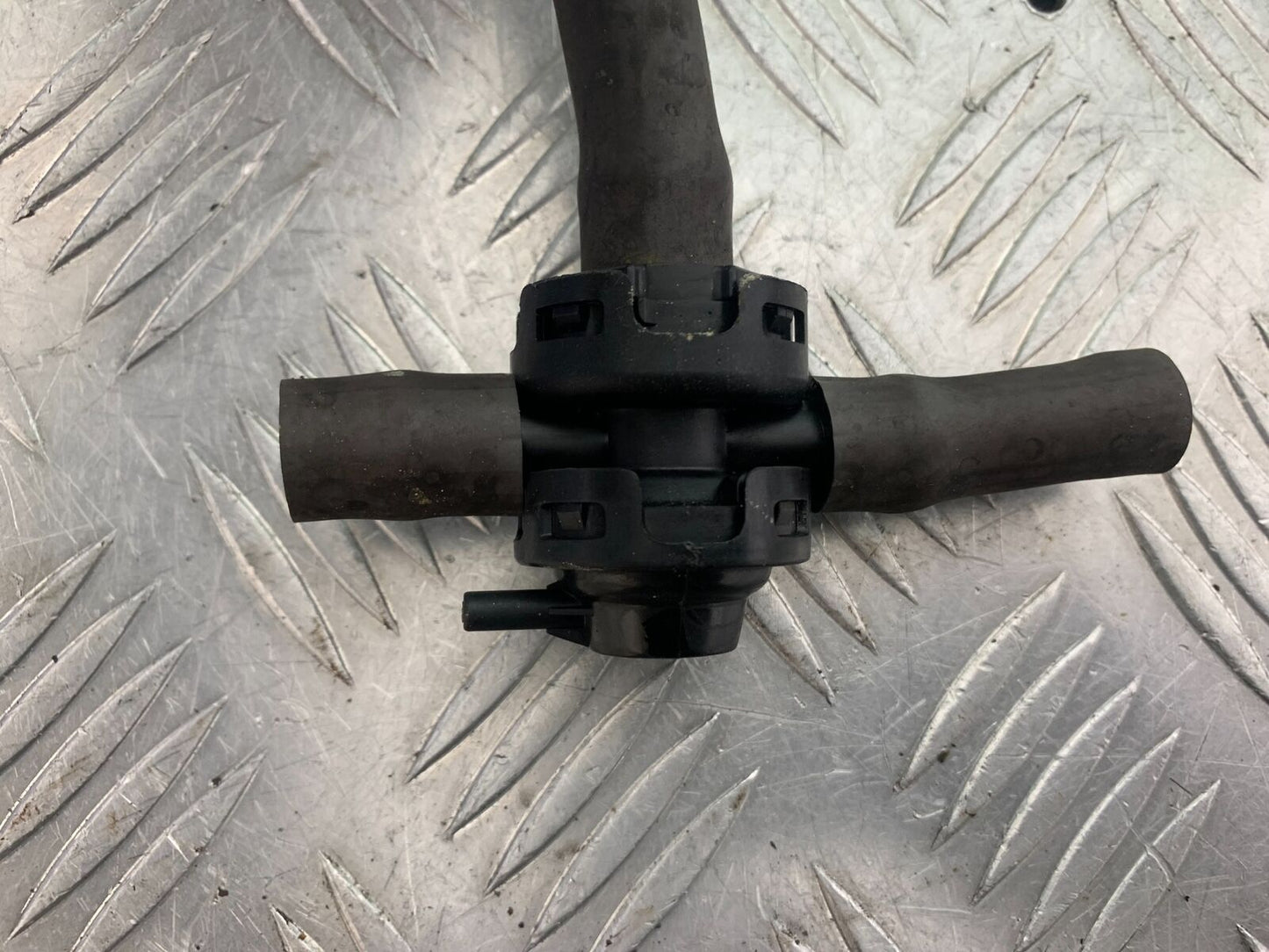 KAWASAKI Z750 Z 750 AIR VALVE  YEAR 2004-2006  (CMB1104)