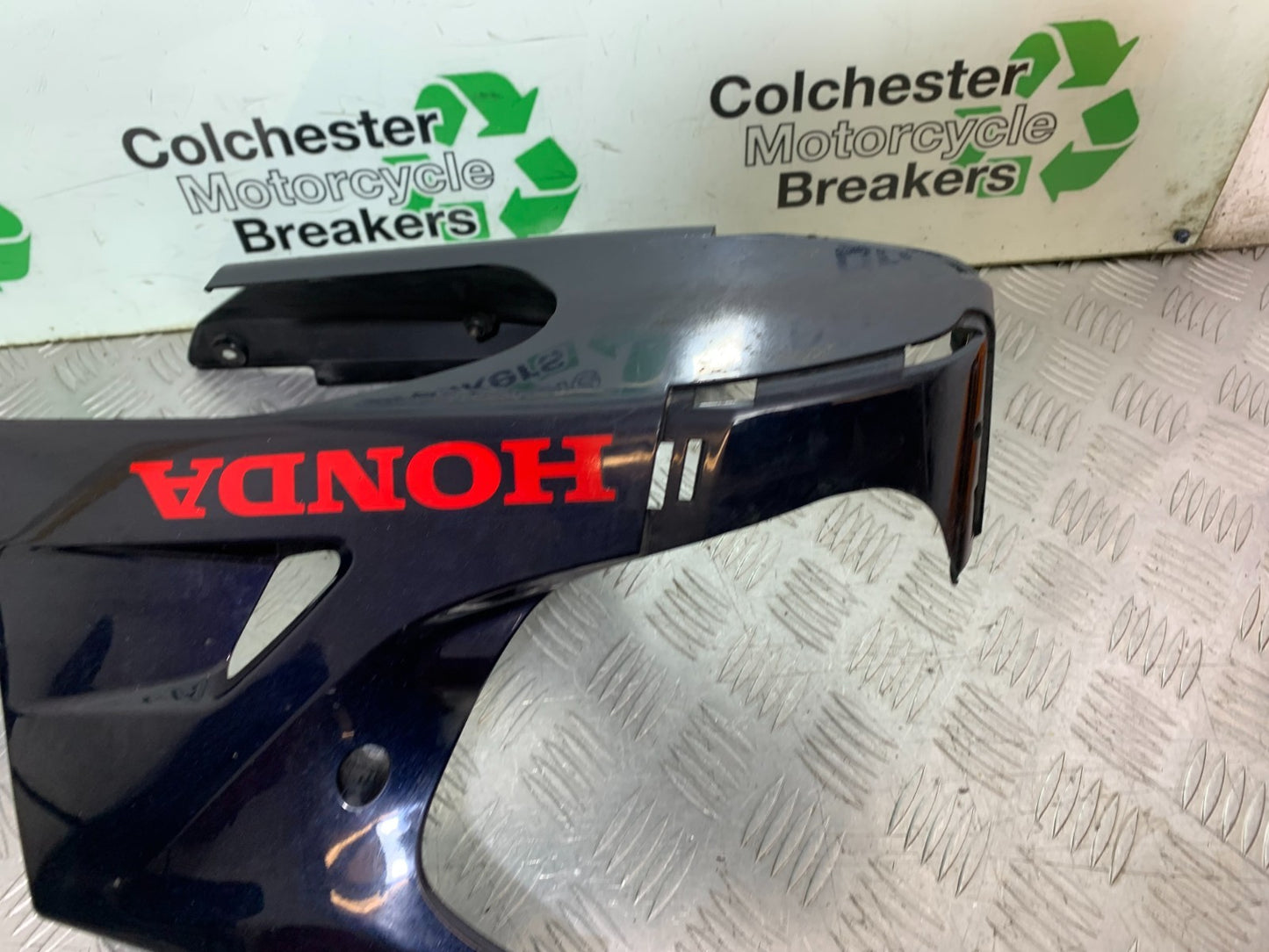 HONDA CBR1000 RR  BELLY PAN YEAR  2008-2011(CMB1330)