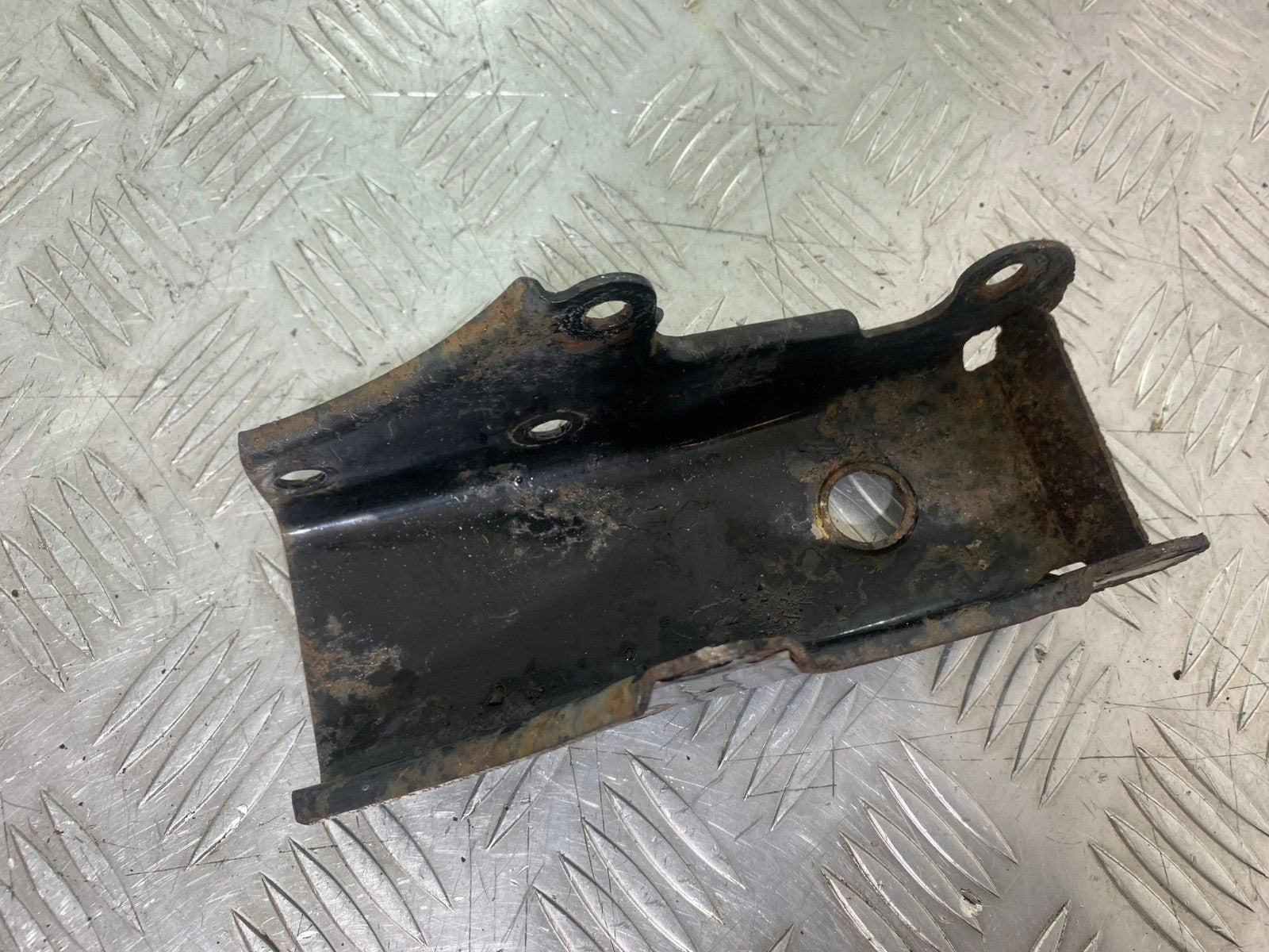 HONDA CBF125 CBF 125 ENGINE BRACKET  YEAR 2009-14  (CMB1172)