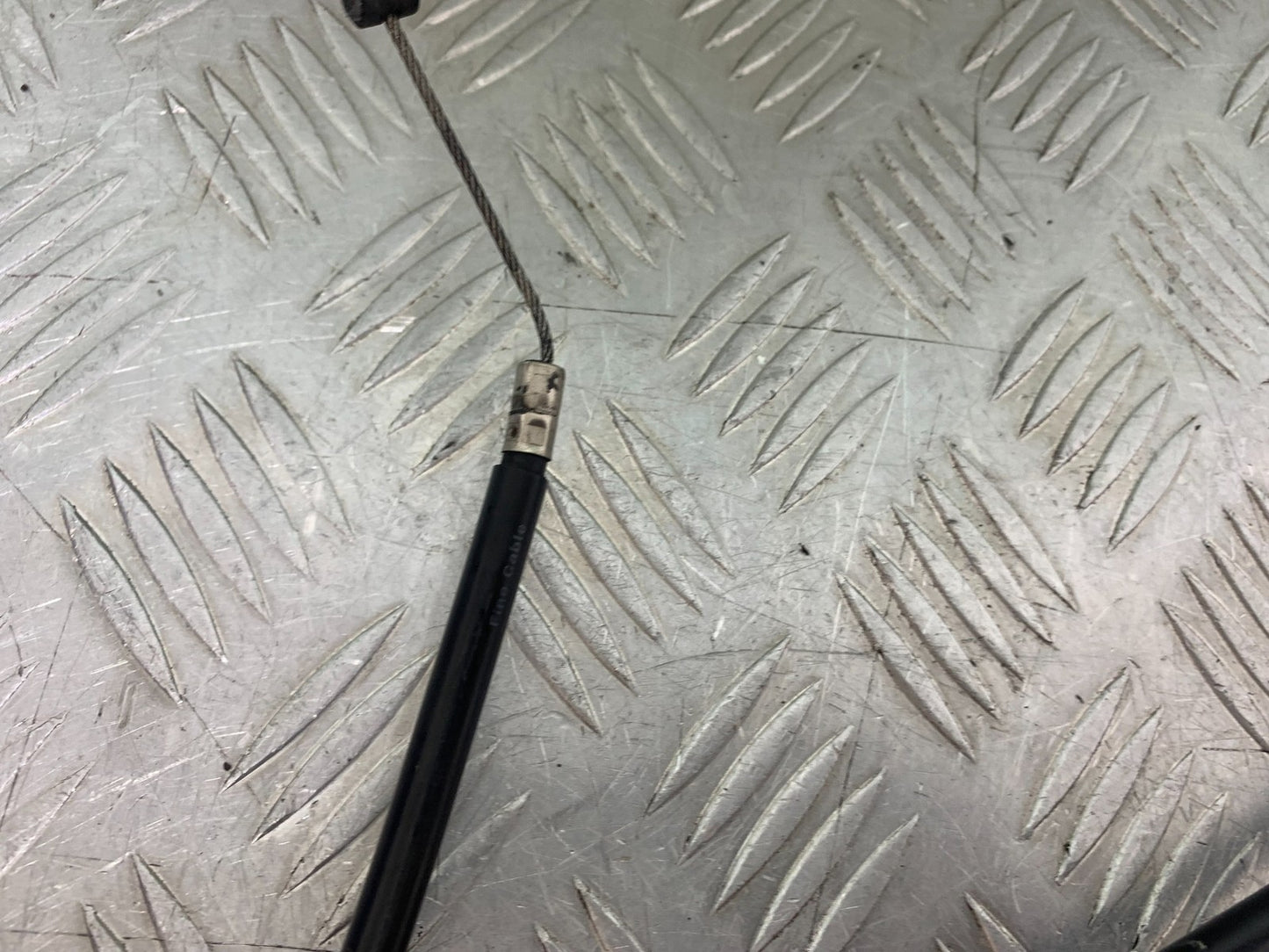 YAMAHA XJ6 XJ6-S CLUTCH CABLE  YEAR 2009-2015  (CMB1212)