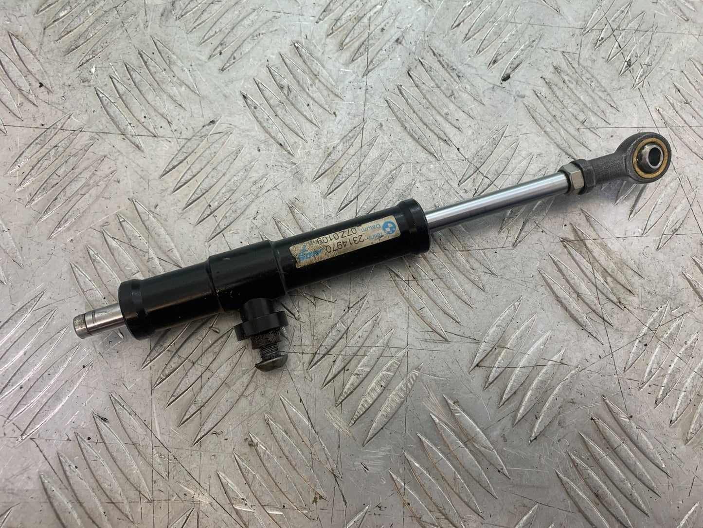 BMW R850 R R850R STEERING DAMPER   YEAR 1994-2002 (CMB1170)