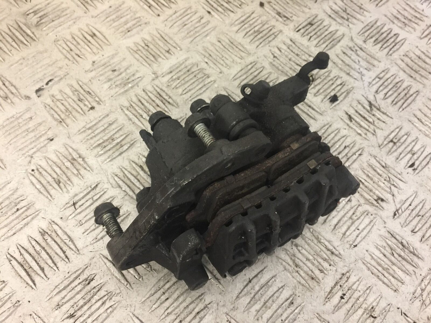 HONDA VFR800 VFR 800 PRE V-TEC REAR CALIPER YEAR 1998-01(STOCK 655)