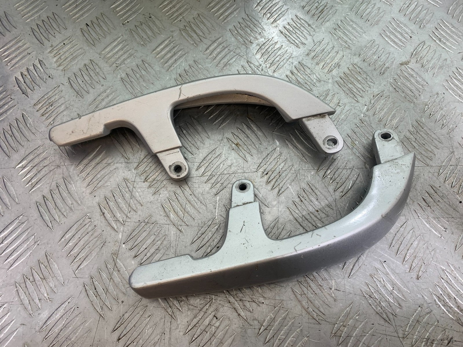YAMAHA XMAX 250 XMAX 250 GRAB RAILS YEAR 2006-09 (CMB1201)