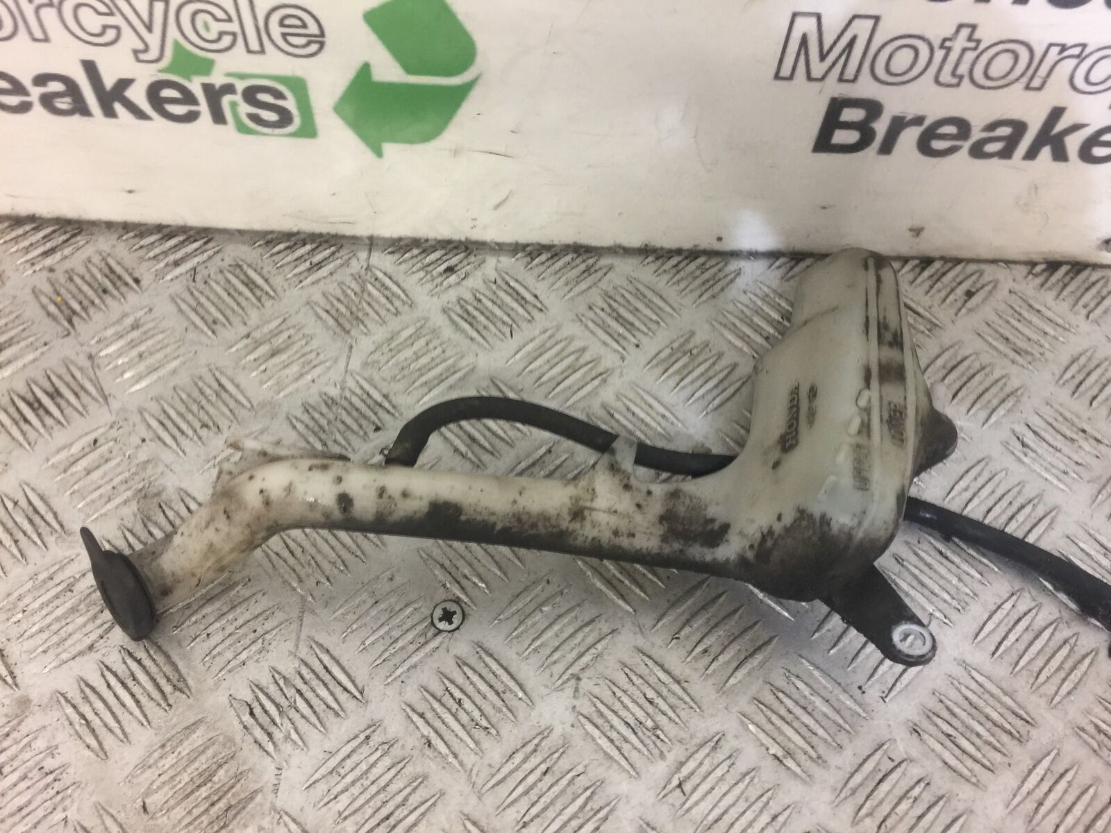 HONDA CBR 500 R  CBR500 R COOLANT BOTTLE YEAR 2014  (STOCK 392)