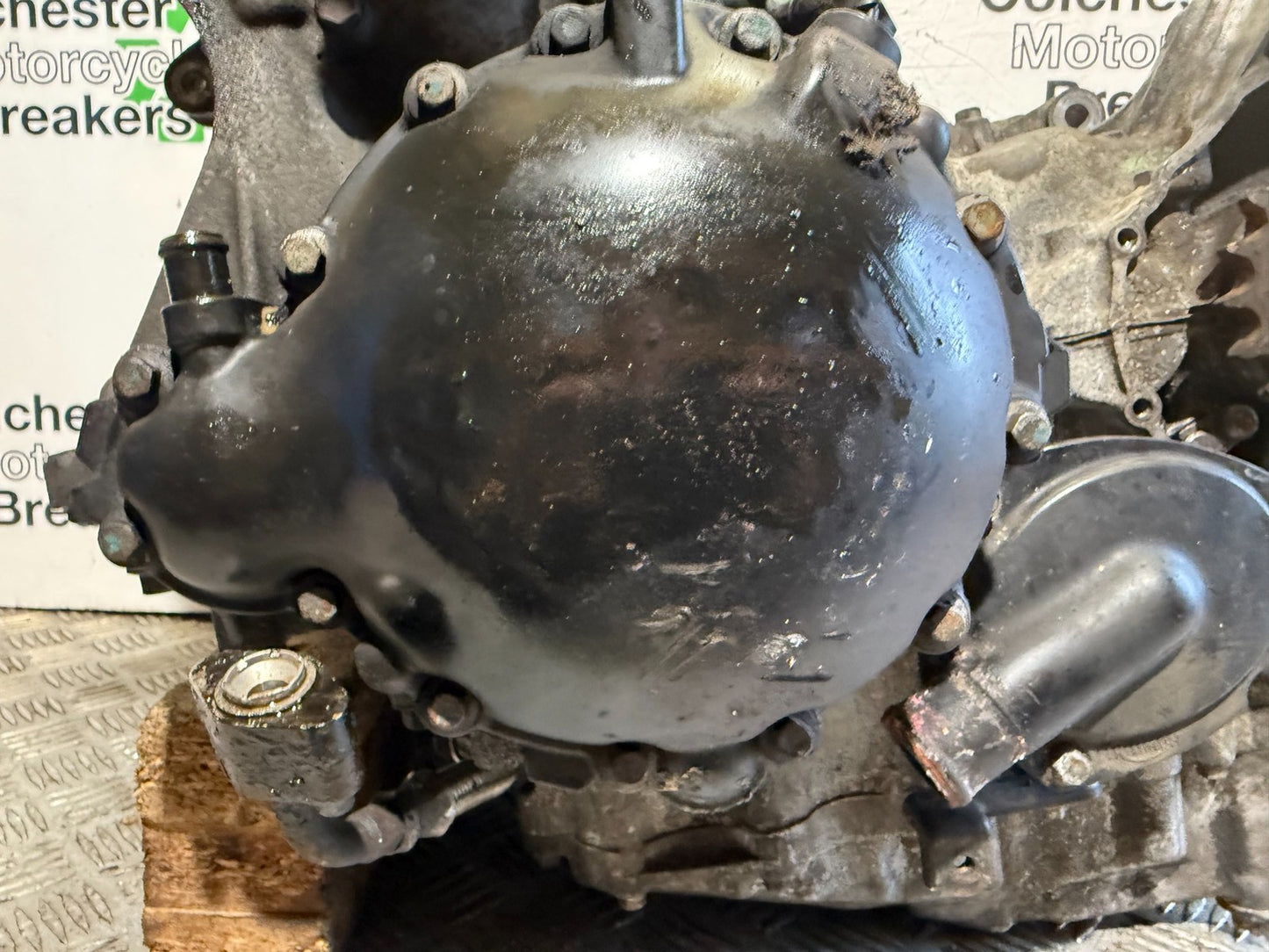 TRIUMPH 955i DAYTONA ENGINE YEAR 2002-2006 (CMB1229)