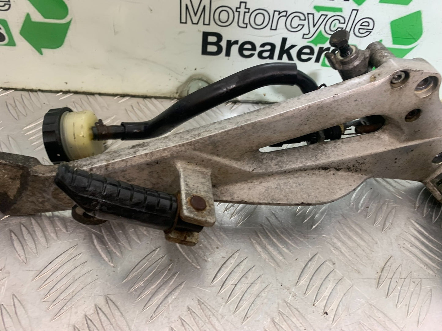 HONDA NT650 V DEAUVILLE RIGHT HANGER   YEAR 1999 (CMB1268)