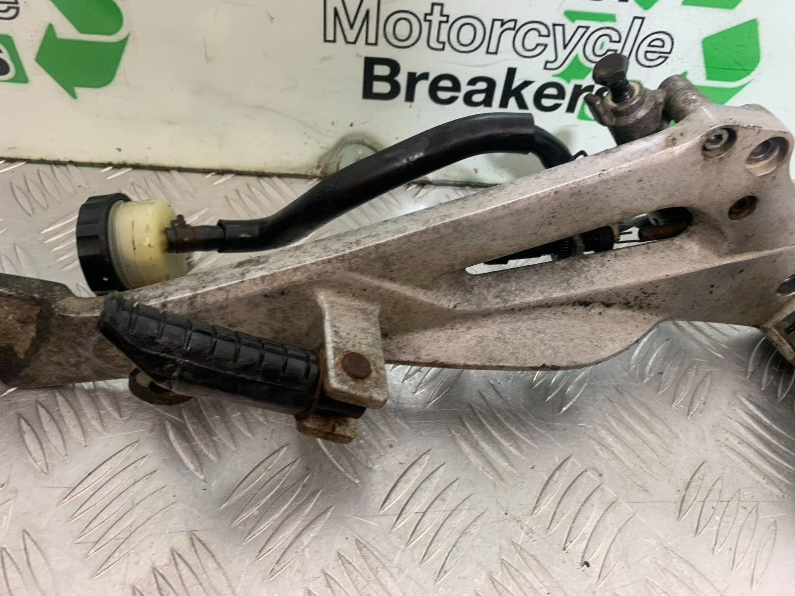 HONDA NT650 V DEAUVILLE RIGHT HANGER   YEAR 1999 (CMB1268)
