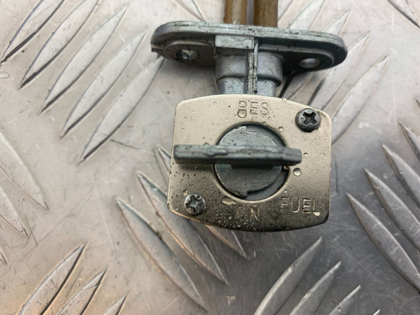 YAMAHA XV535 XV 535 VIRAGO PETROL TAP  YEAR 1994-02 (CMB1044)