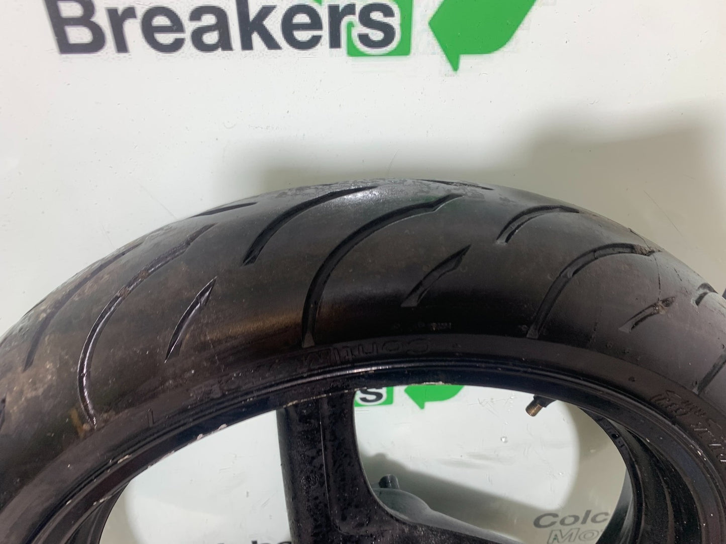 HONDA CBR1100 BLACKBIRD FRONT WHEEL  YEAR 1999-2005 (CMB1232)