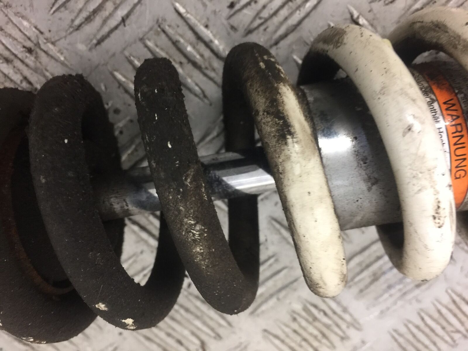 SUZUKI SV650 SV 650 REAR SHOCK  YEAR 2003 STOCK 511