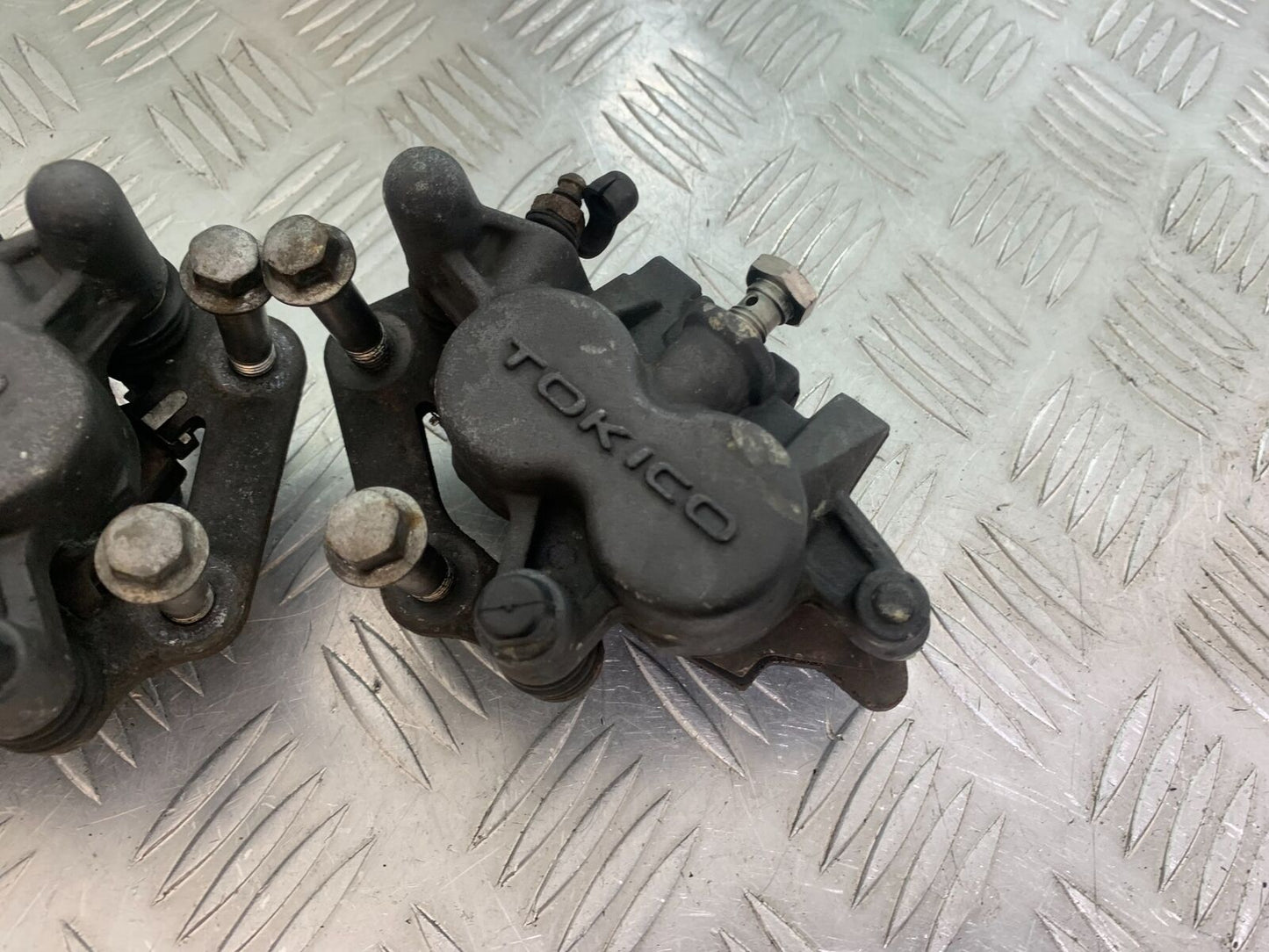 KAWASAKI Z750 Z 750 FRONT CALIPERS  YEAR 2004-2006  (CMB1104)