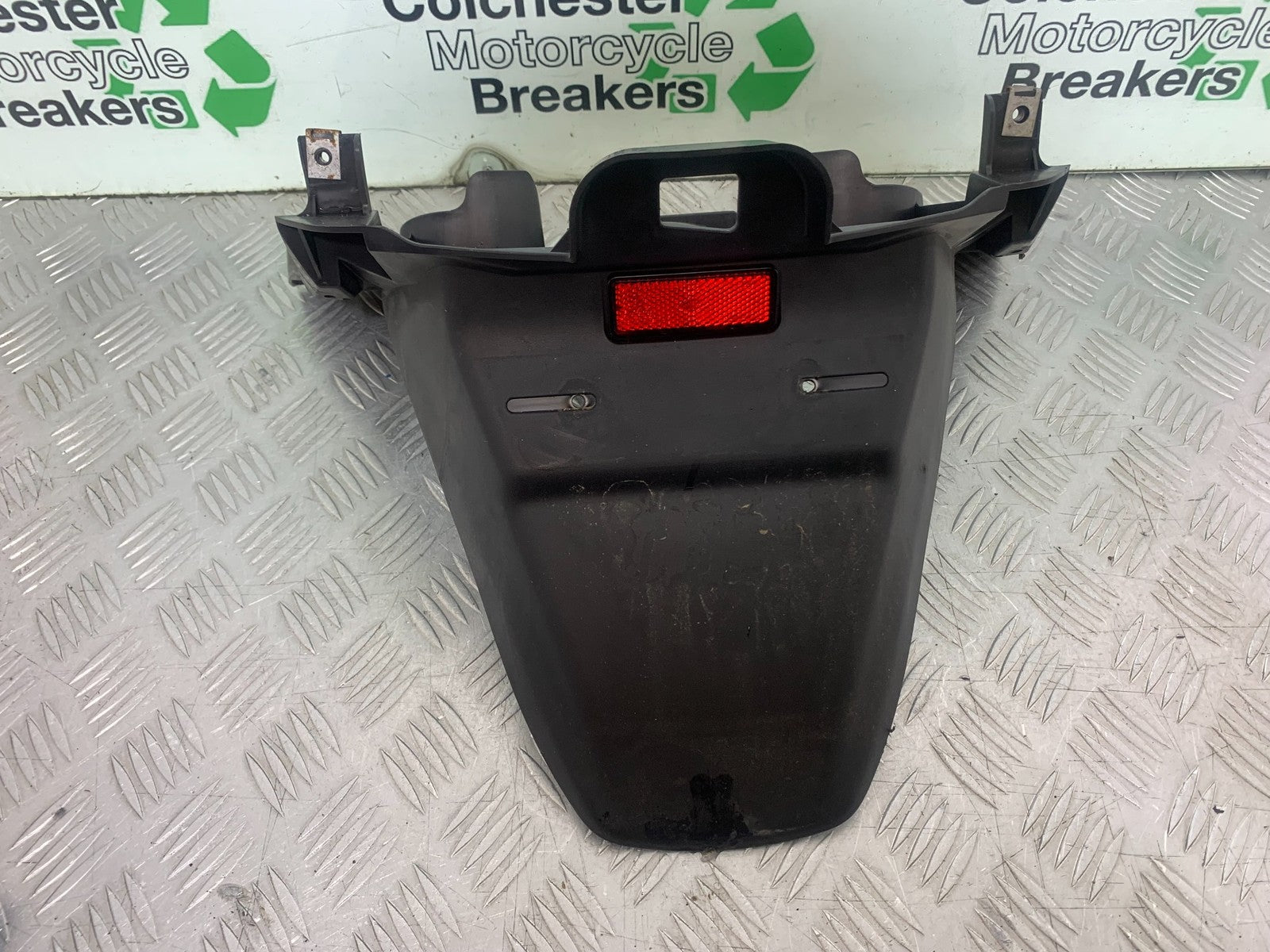 SUZUKI AN 200 UH 200 REAR MUDGUARD YEAR 2007-2009 (CMB1256)