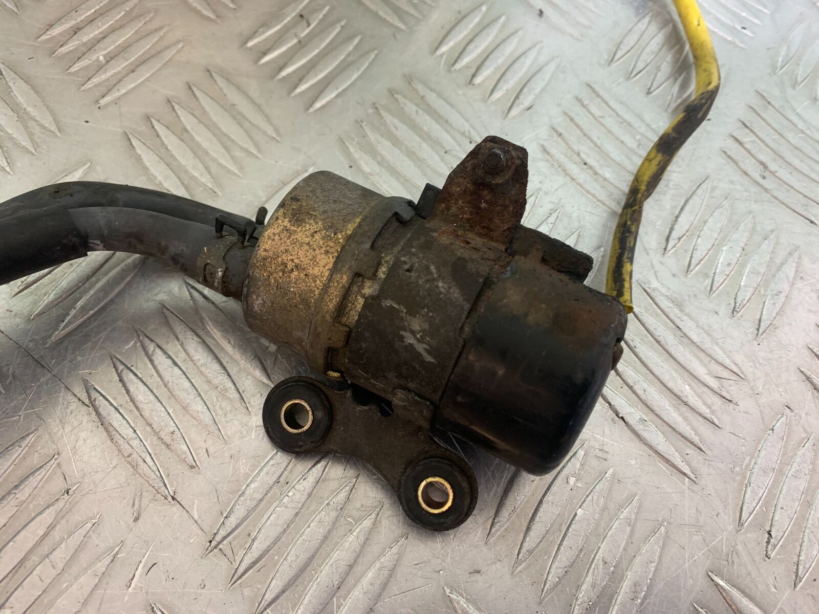YAMAHA YZF600 YZF 600 THUNDERCAT PETROL PUMP   1996-2003 (CMB1134)