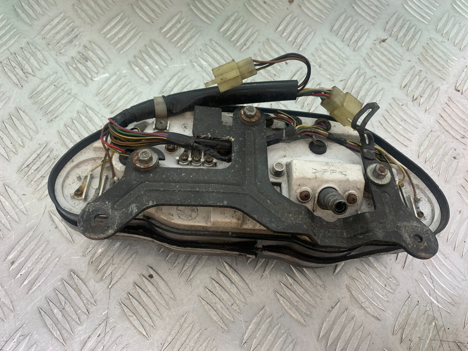 KAWASAKI ZZR1100 D CLOCKS SPEEDO DASH   YEAR 1993-2001 (CMB1164)