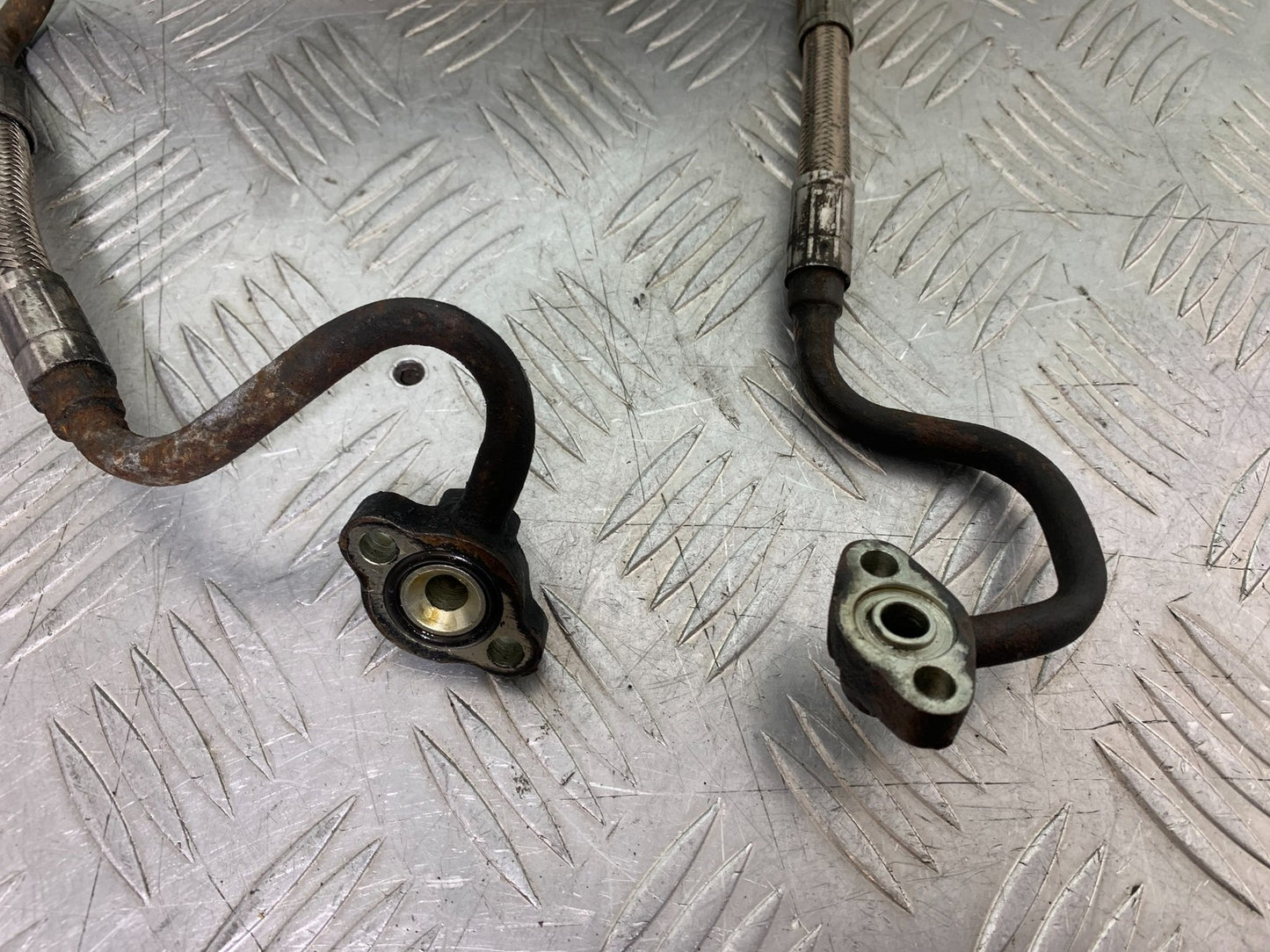 TRIUMPH SPEED TRIPLE R 1050 OIL COOLER AND LINES  2009 (CMB1183)