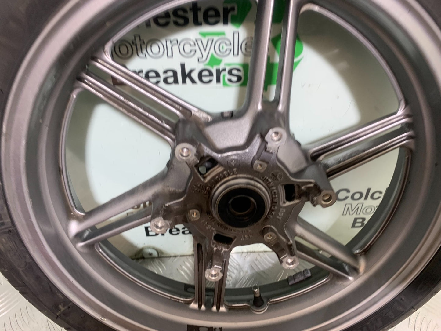 HONDA CBF500 CBF 500 FRONT WHEEL (WITH GOOD TYRE) YEAR 2004-2008  (CMB1294)