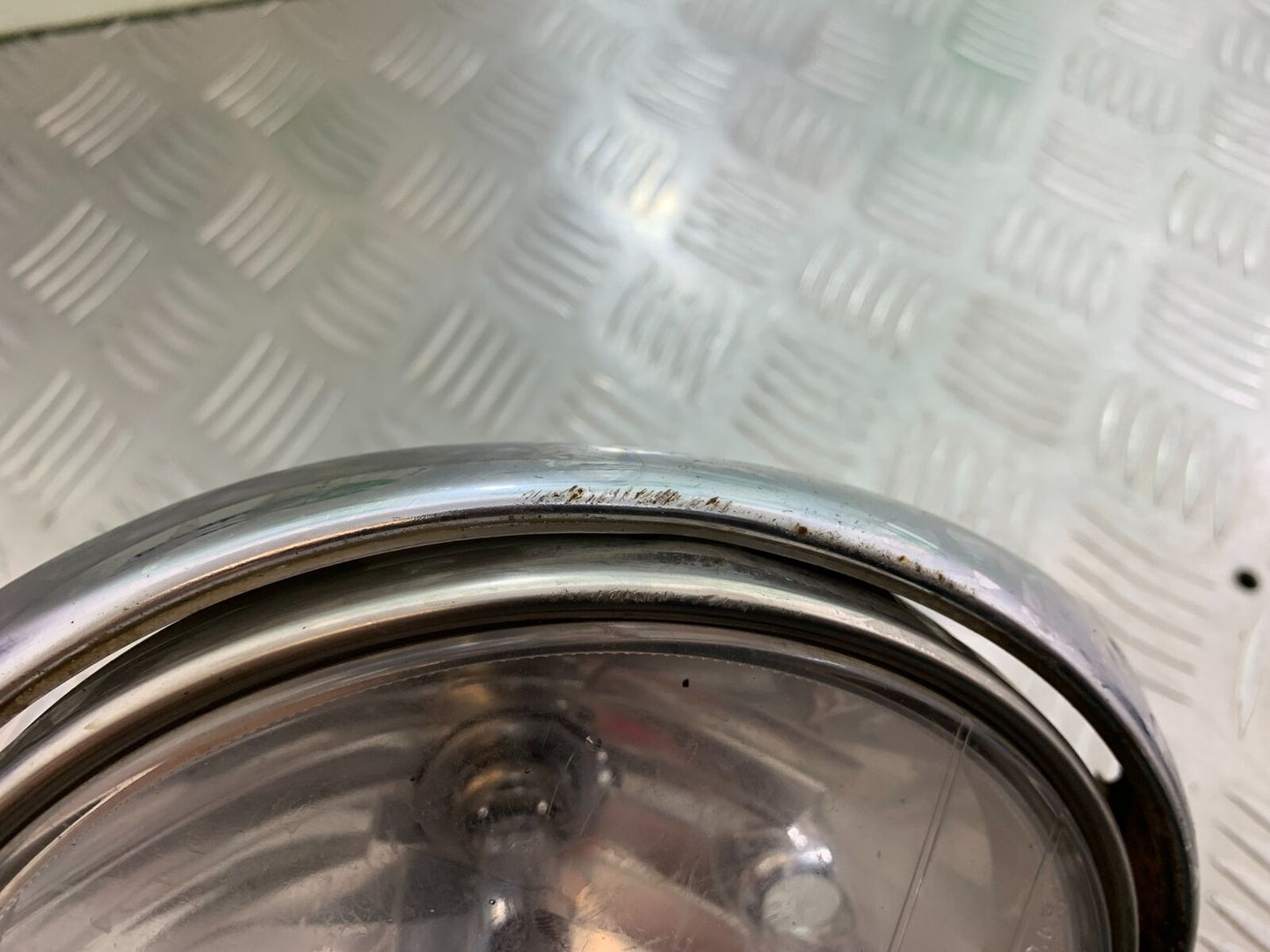 SUZUKI GSF650 GSF 650 HEADLIGHT   YEAR 2005-06  (CMB1028)