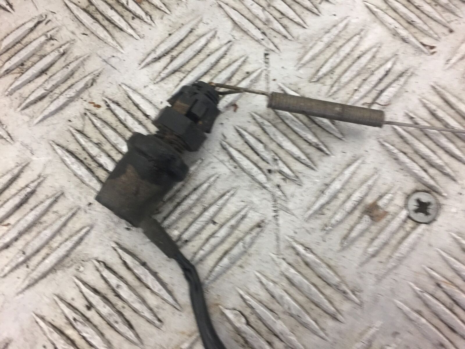 YAMAHA XJR1300 XJR 1300 REAR BRAKE SWITCH  YEAR 1999 2002 (CARBED) STOCK 363