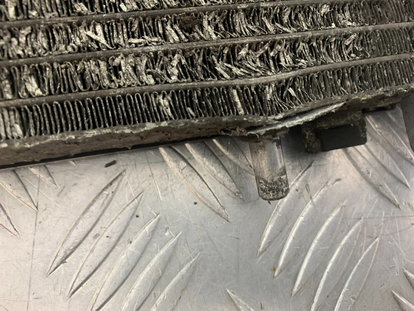 HONDA VFR800 PRE V-TEC LEFT AND RIGHT RADIATORS   YEAR 1998-2001 (CMB1233)