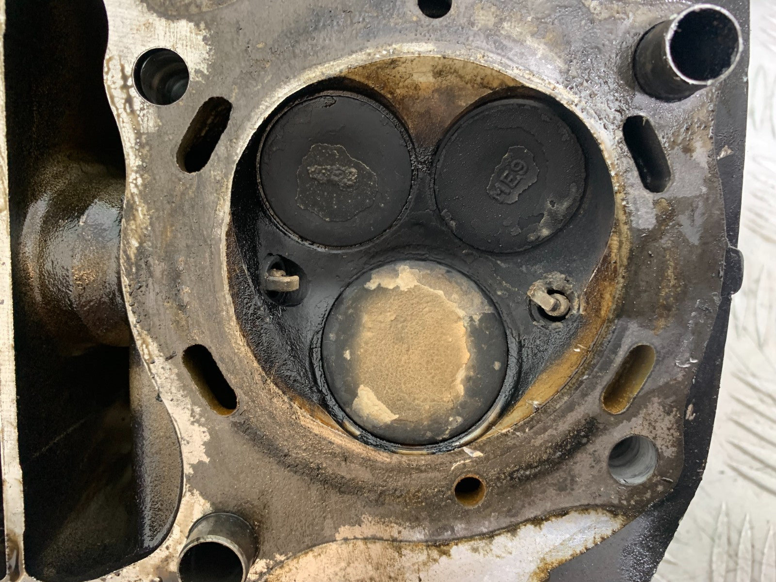 HONDA VT700 VT 700 SHADOW REAR CYLINDER HEAD YEAR 1984-85 (CMB1328)