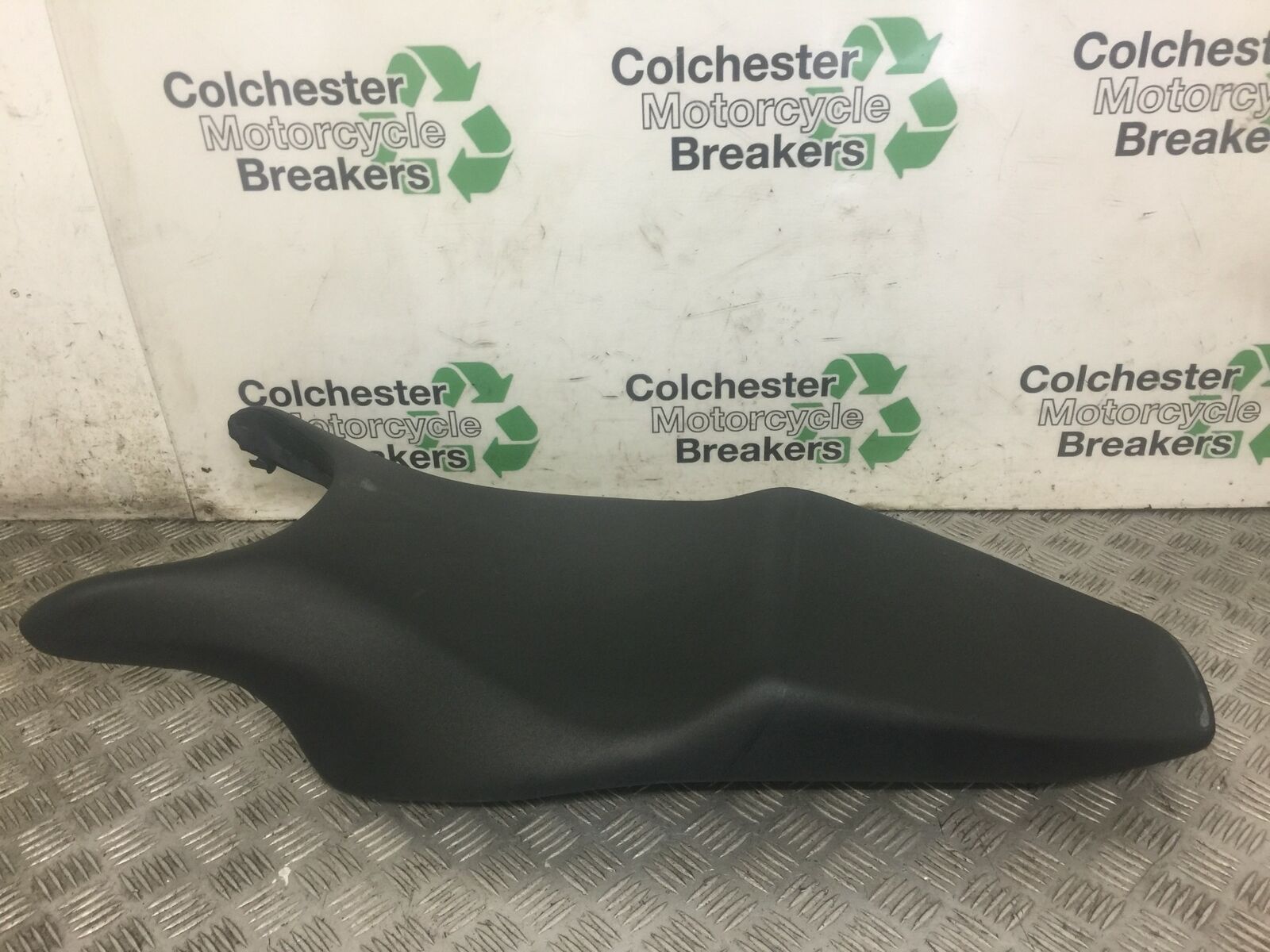 HONDA VFR800 V TEC SCREEN  YEAR 2009-2013  (ABS) STOCK 576