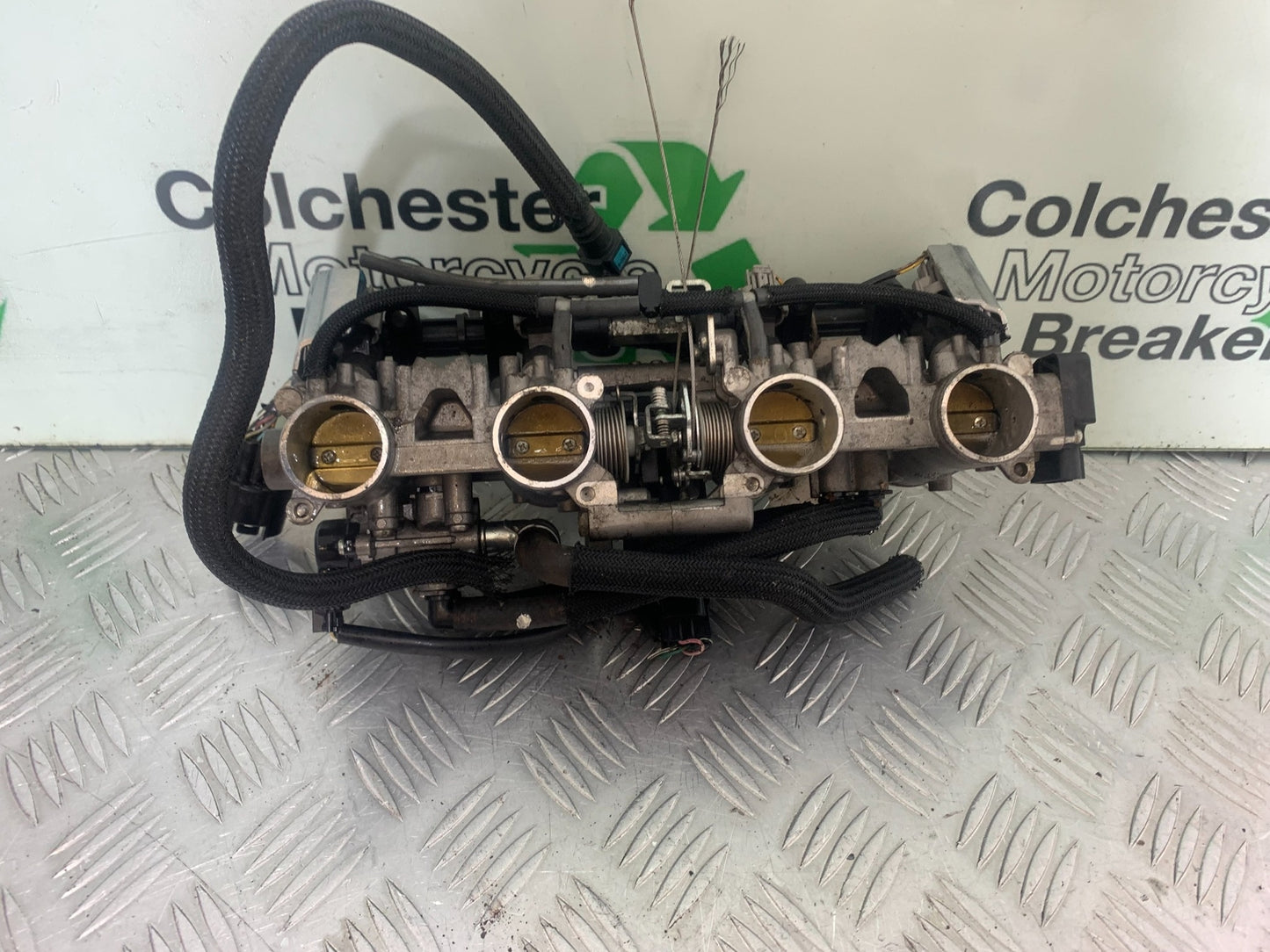SUZUKI GSF650 GSF 650 THROTTLE BODIES  YEAR 2007-2009  (CMB1161)