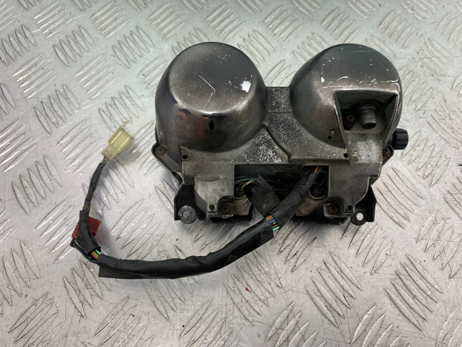 HONDA CB600 CB 600 HORNET CLOCKS SPEEDO DASH   YEAR 1998-2002 (CMB1297)