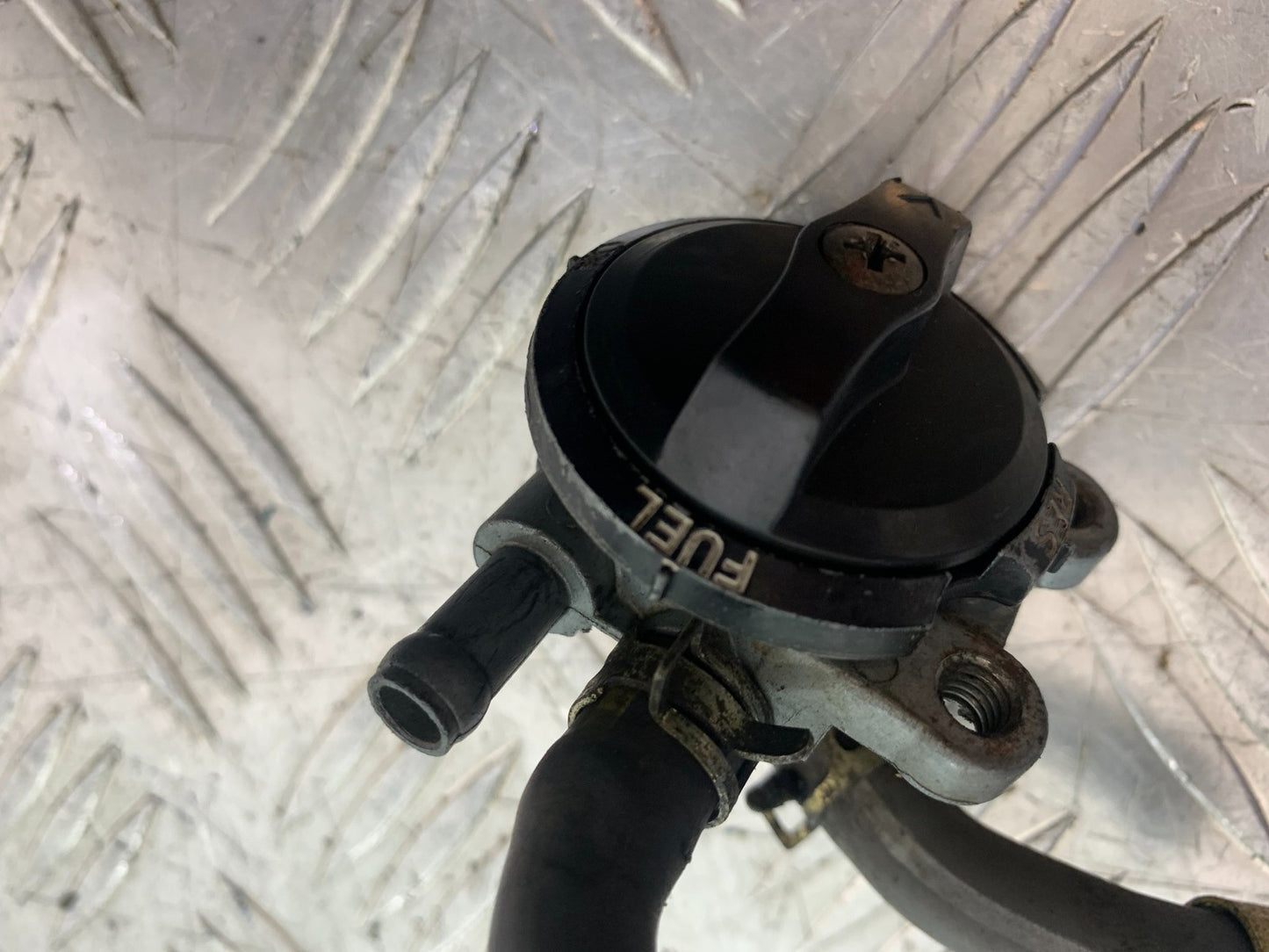 KAWASAKI ZZR1100 D PETROL TAP  YEAR 1993-2001 (CMB1289)