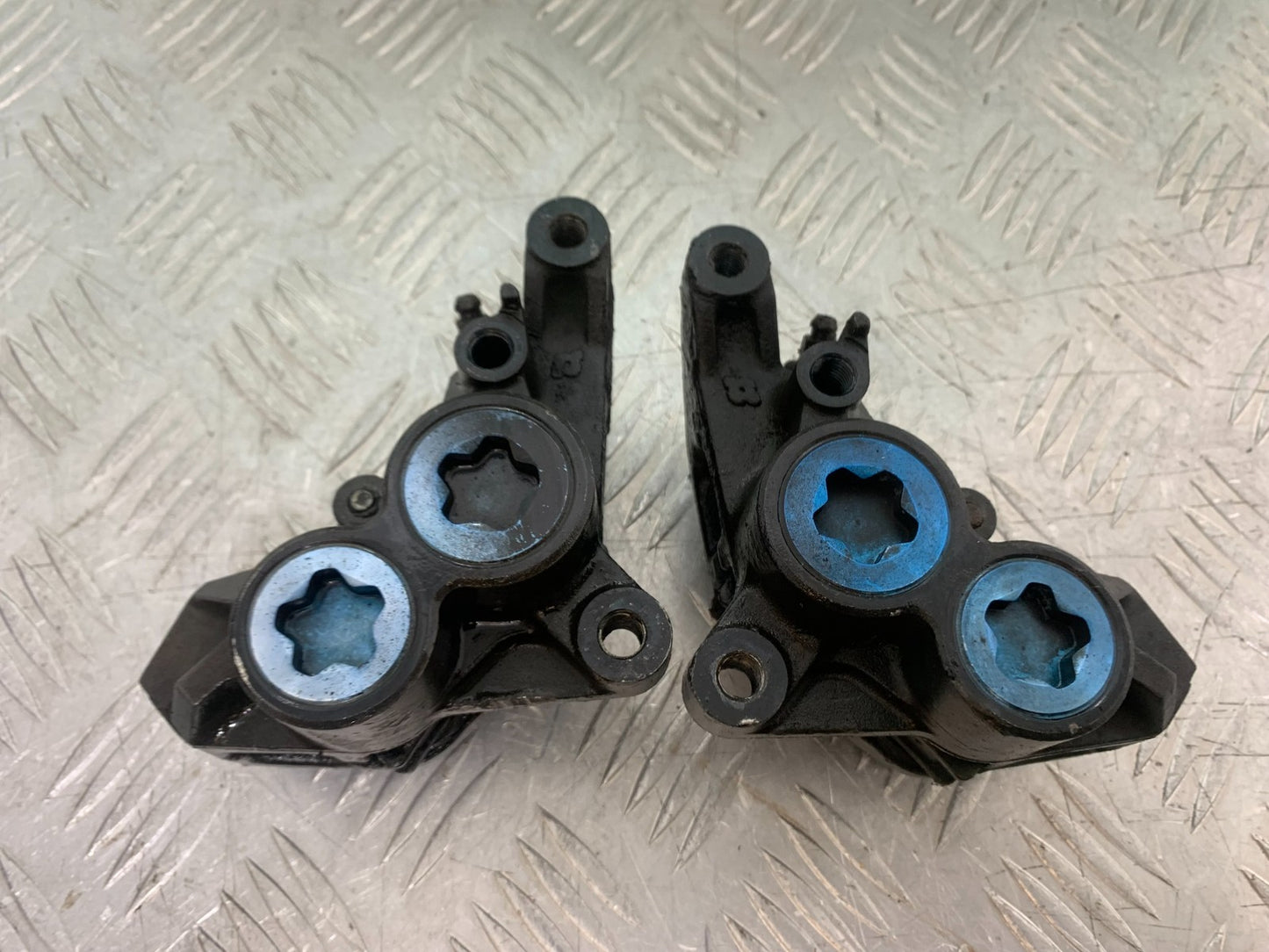 YAMAHA FZS600 FAZER 600 FRONT BRAKE CALIPERS   YEAR 1998-2001 (CMB1267)