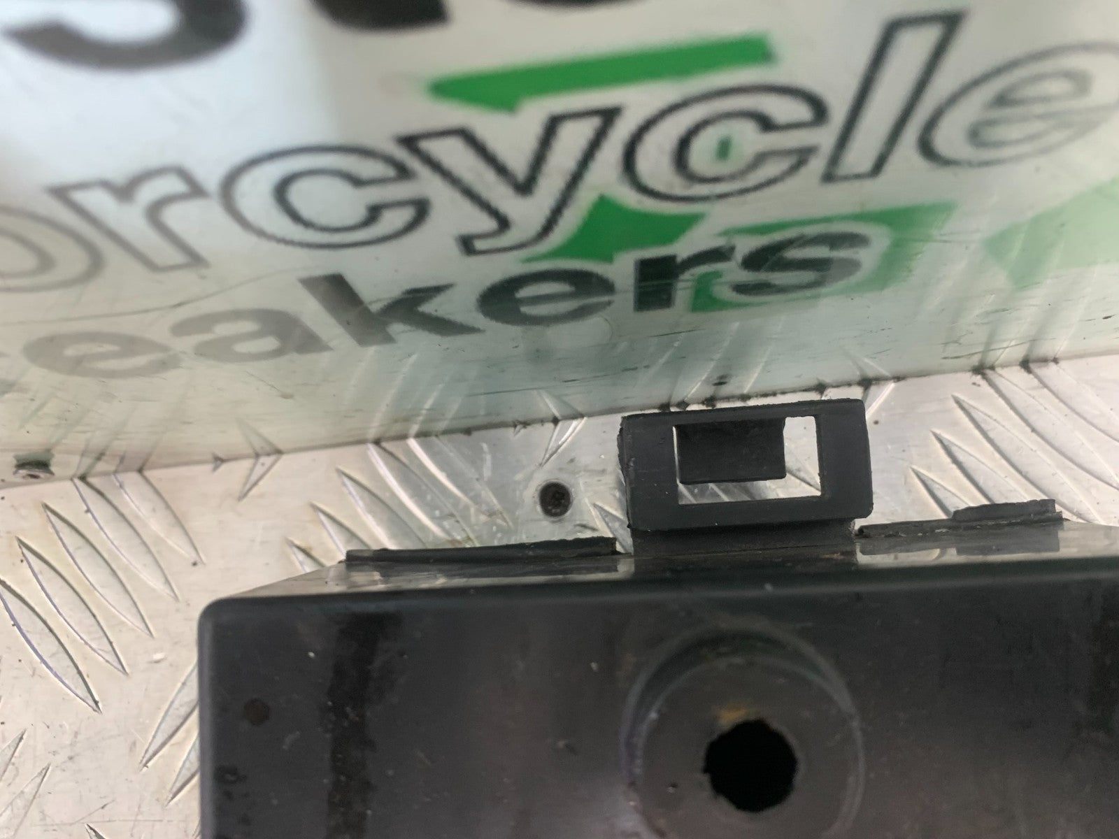 KYMCO CK1 125 BATTERY BOX TRAY YEAR 2014 - 2016 (CMB1181)