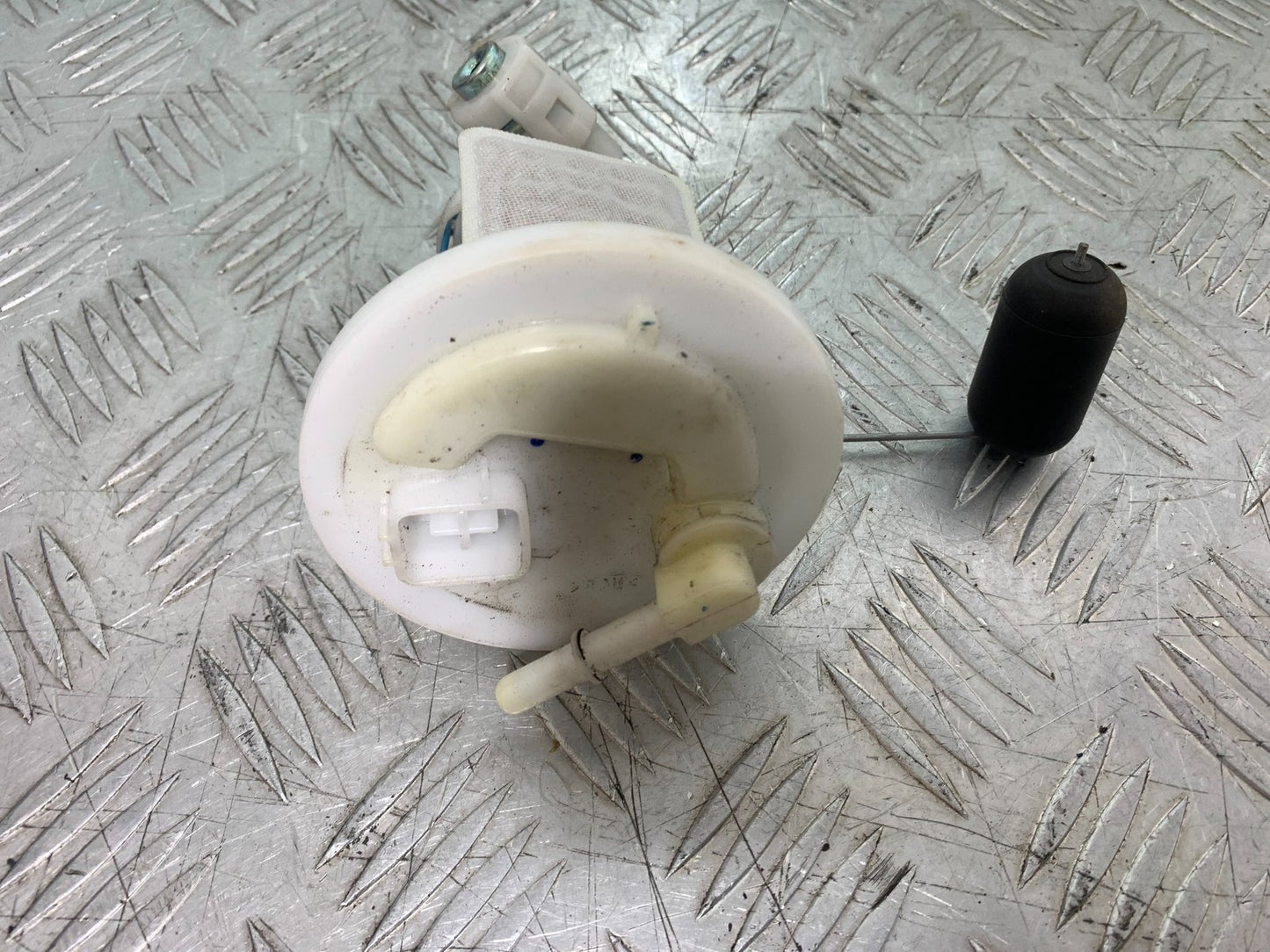 YAMAHA XMAX 300 PETROL PUMP  YEAR 2017-2020 (CMB1218)
