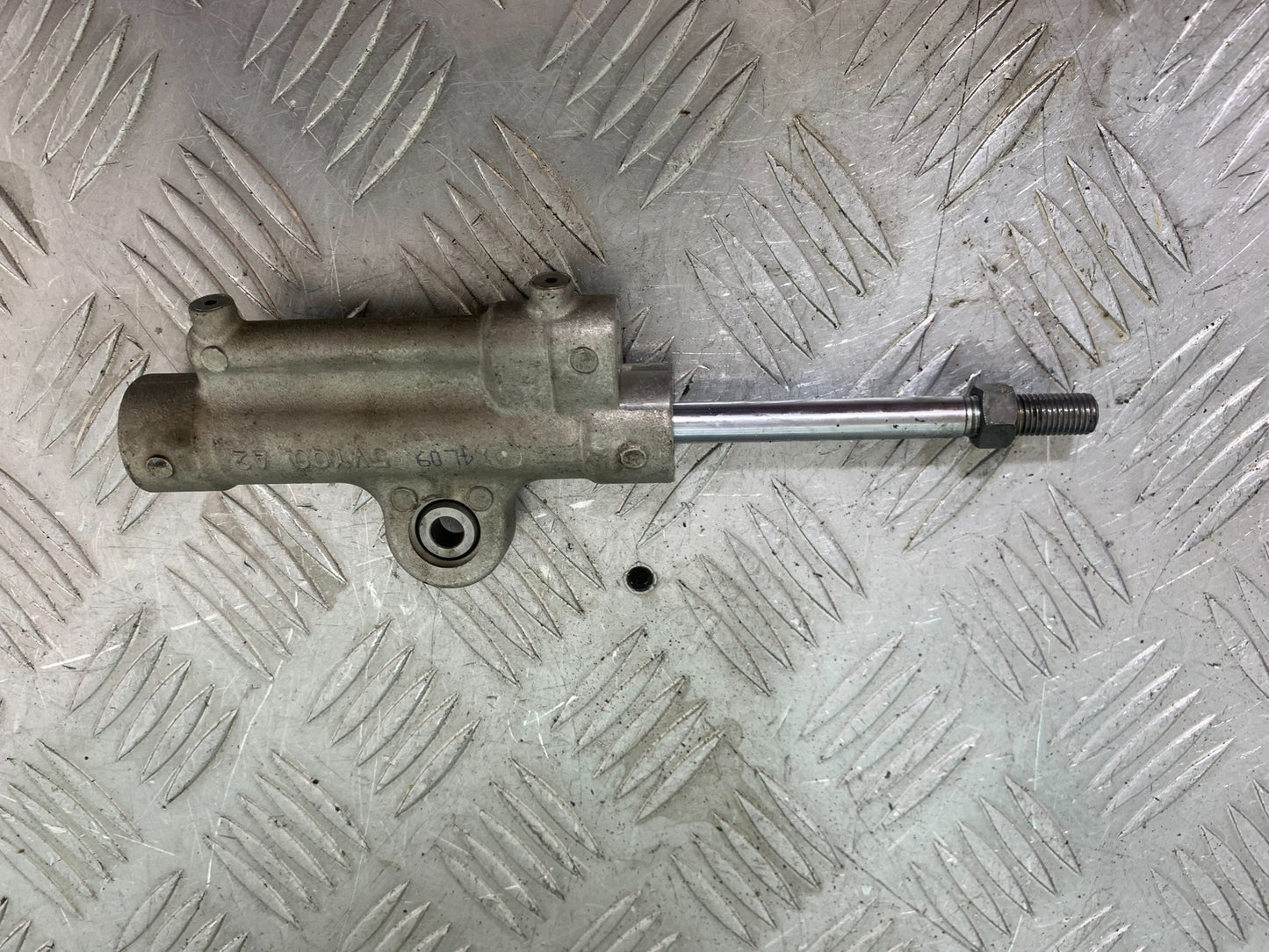 YAMAHA YZF R1 STEERING DAMPER   YEAR 2004-2006 (CMB1155)