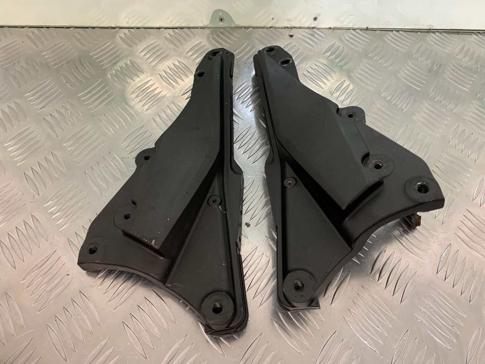 KAWASAKI Z1000 SX REAR SUBFRAME  YEAR 2011-16 (STOCK 942)