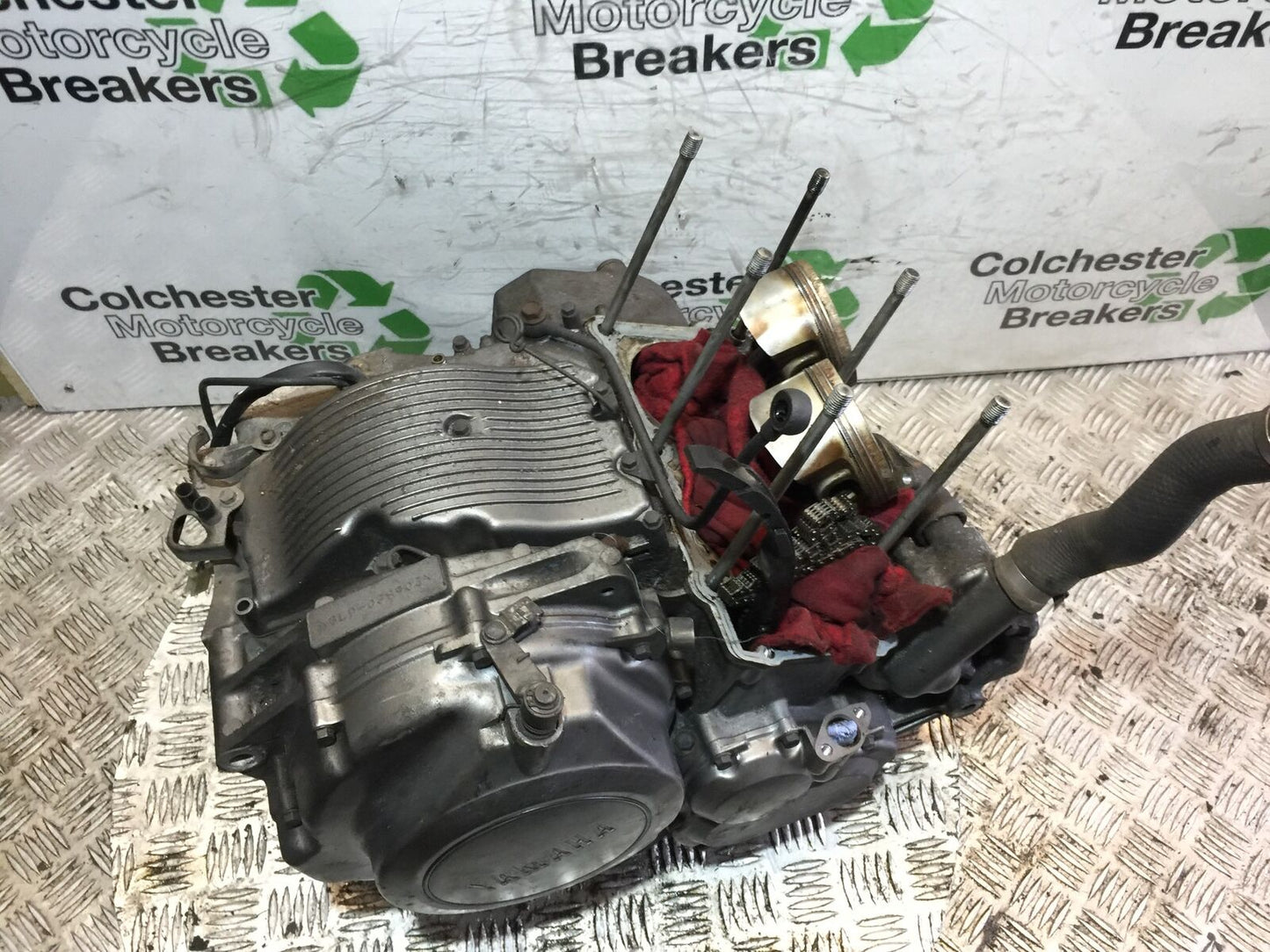 YAMAHA XTZ 750 SUPER TENERE ENGINE BOTTOM END   (STOCK 889)