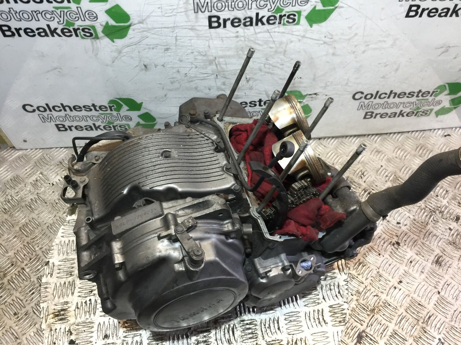 YAMAHA XTZ 750 SUPER TENERE ENGINE BOTTOM END   (STOCK 889)