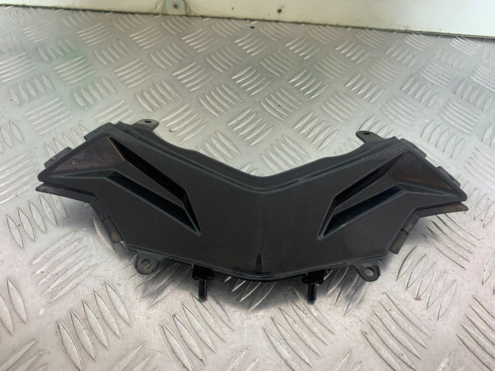 KAWASAKI Z300 ER300 TOP FAIRING INFILL COVER   YEAR 2016-2018  (CMB1056)