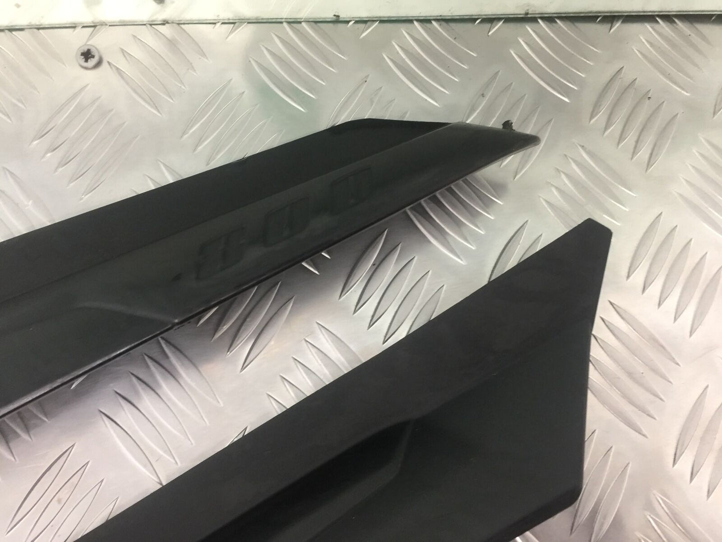 TRIUMPH TIGER 800 XRT LEFT & RIGHT SIDE INFILLS   YEAR 2015-2017  (STOCK 920)