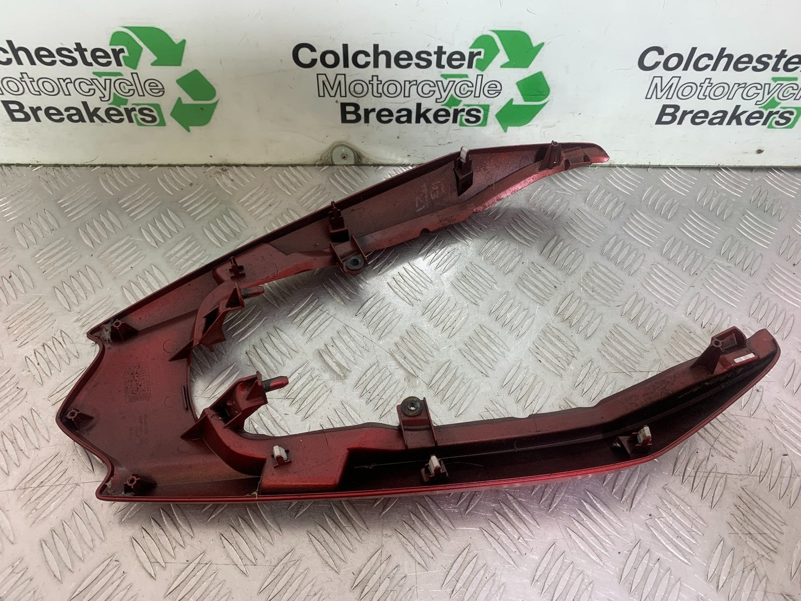 HONDA CBF125 CBF 125 TOP TAIL PIECE YEAR 2009-14 (CMB1182)